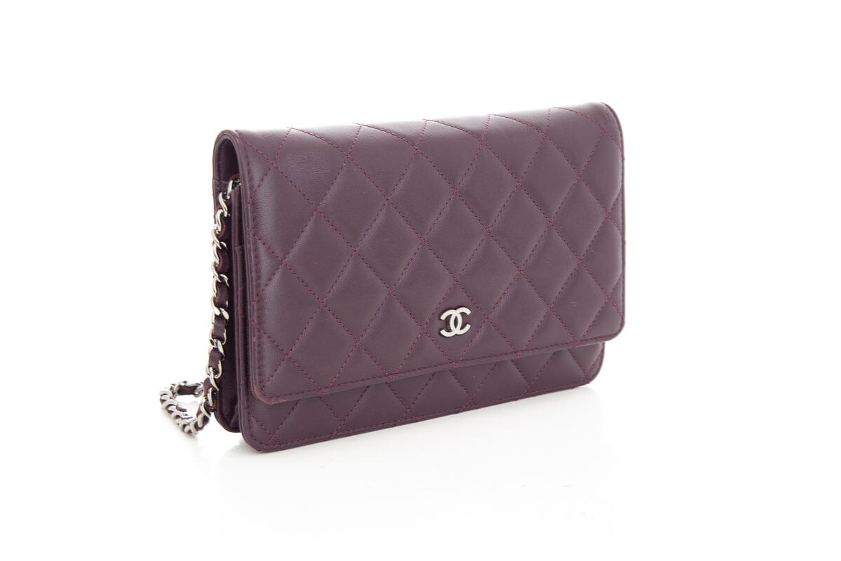 Luxury Chanel 2011 Bordeaux Lambskin Wallet on Chain Cross-Body