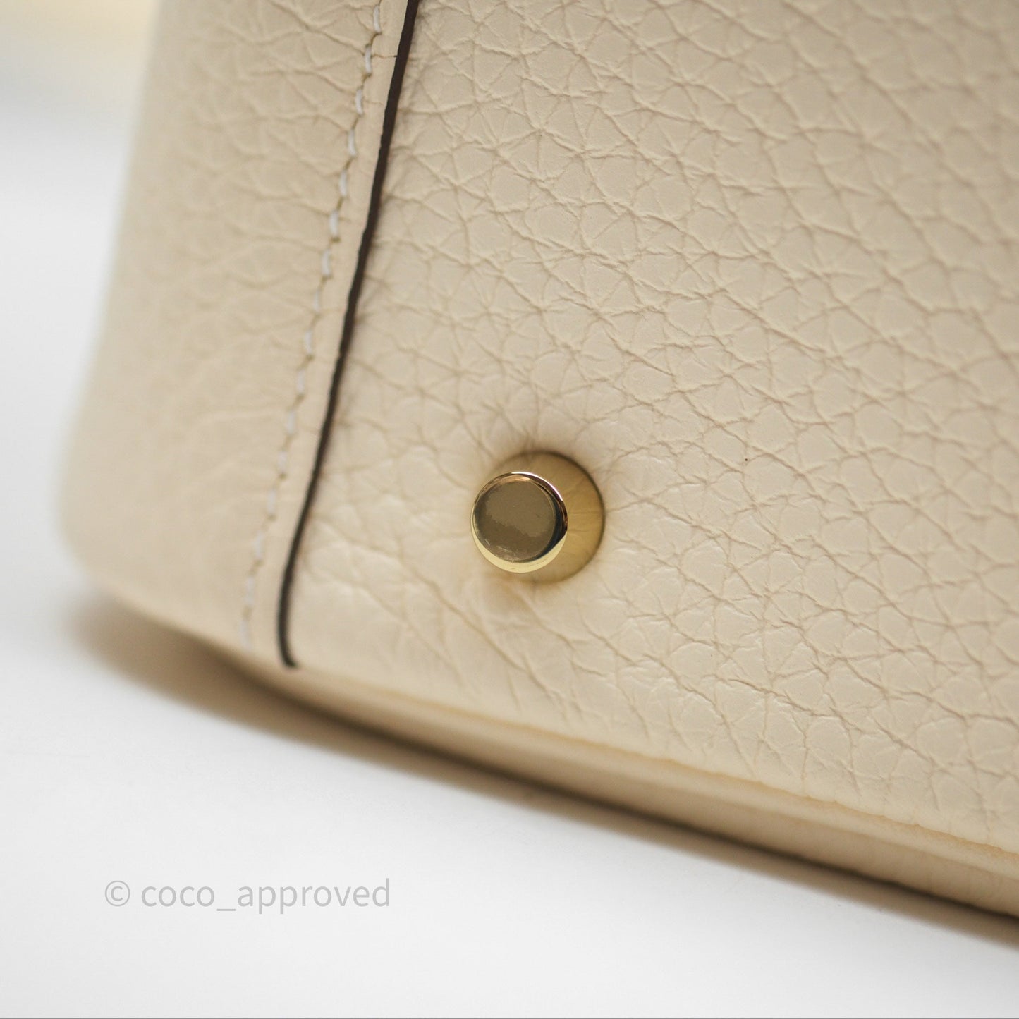 Hermès Mini Lindy 20 Nata I2 Clemence Gold Hardware