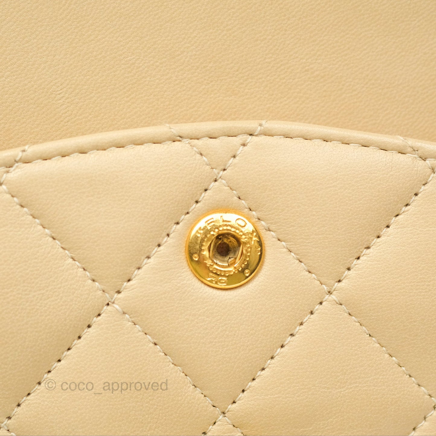 Chanel Vintage Medium Classic Flap Beige Lambskin 24K Gold Hardware