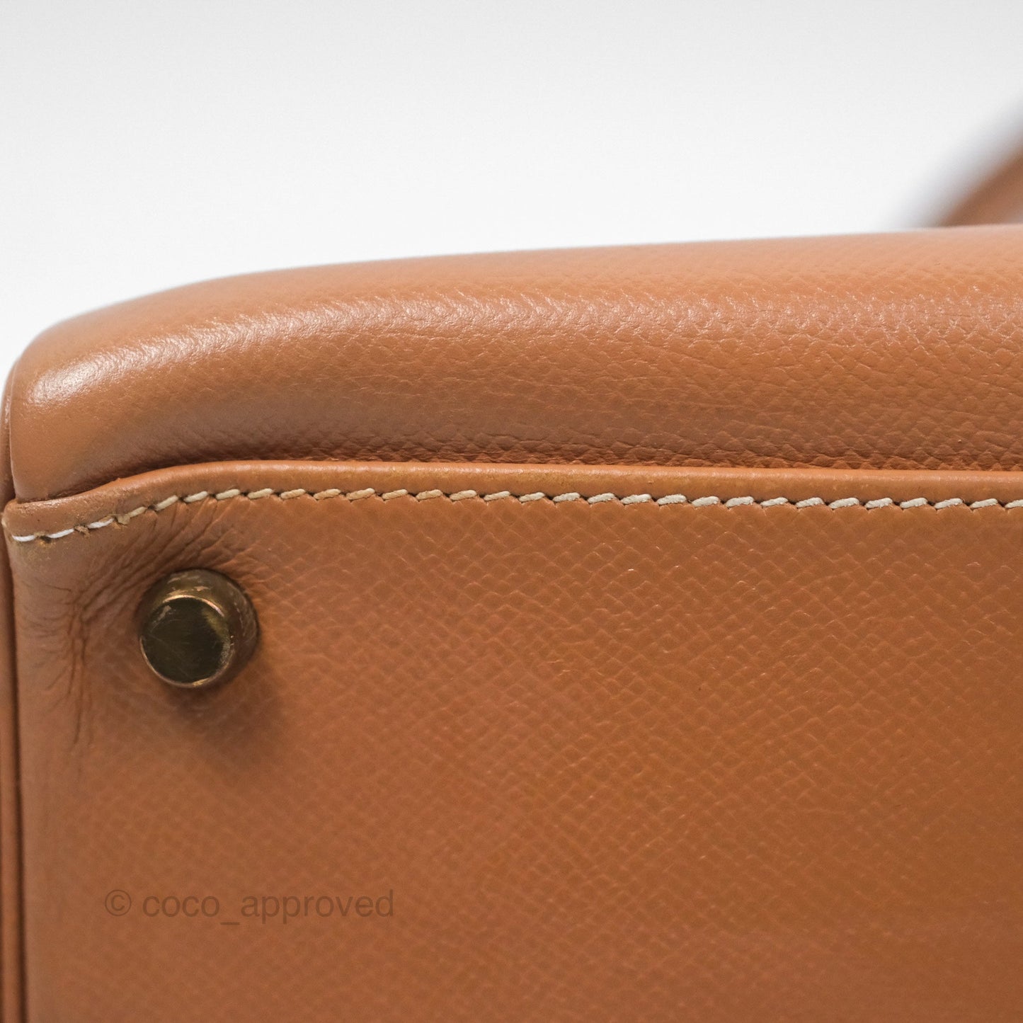 Hermes Vintage Kelly 32 Retourne Natural Gold Hardware