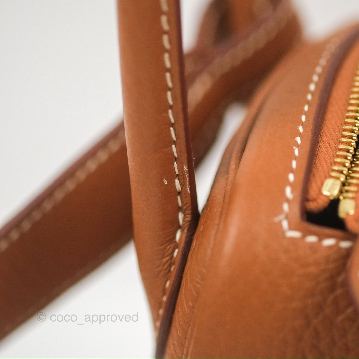 Hermès Mini Lindy 20 Gold Clemence Gold Hardware