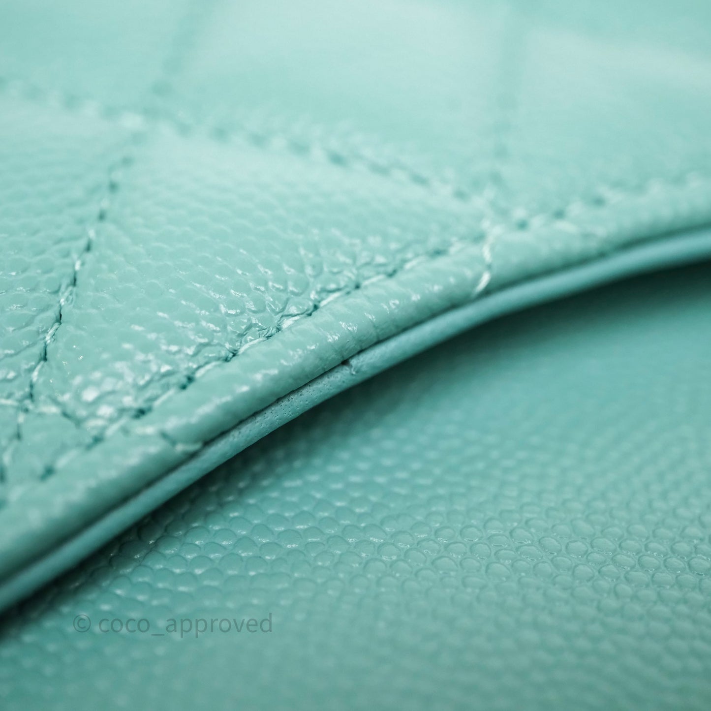 Chanel Classic M/L Medium Flap Quilted Tiffany Green Caviar Gold Hardware