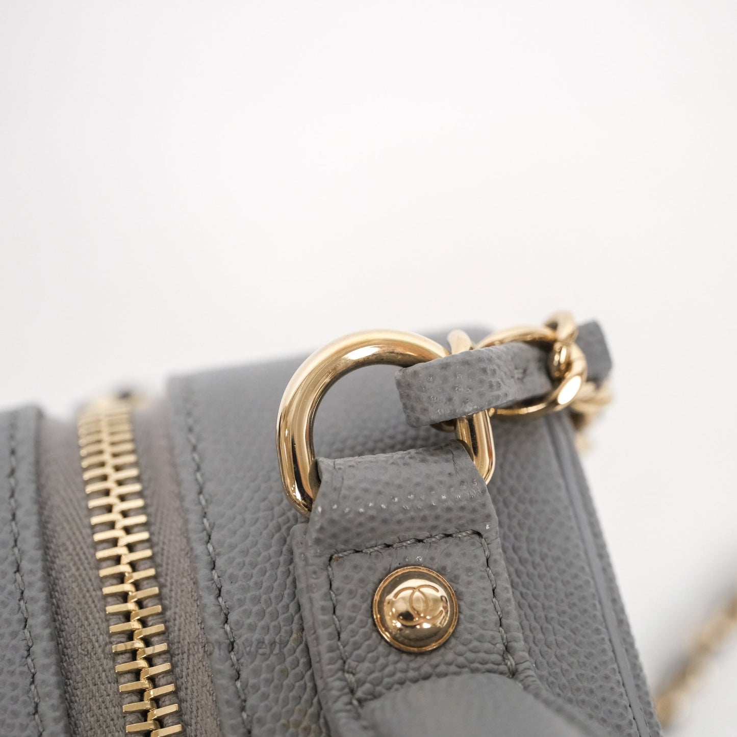 Chanel Medium CC Filigree Vanity Case Quilted Grey Caviar Gold Hardware