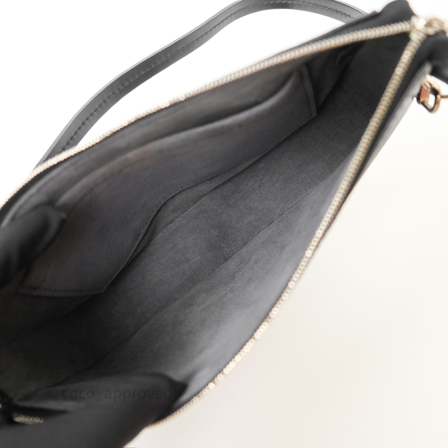 Louis Vuitton Pochette Black Epi