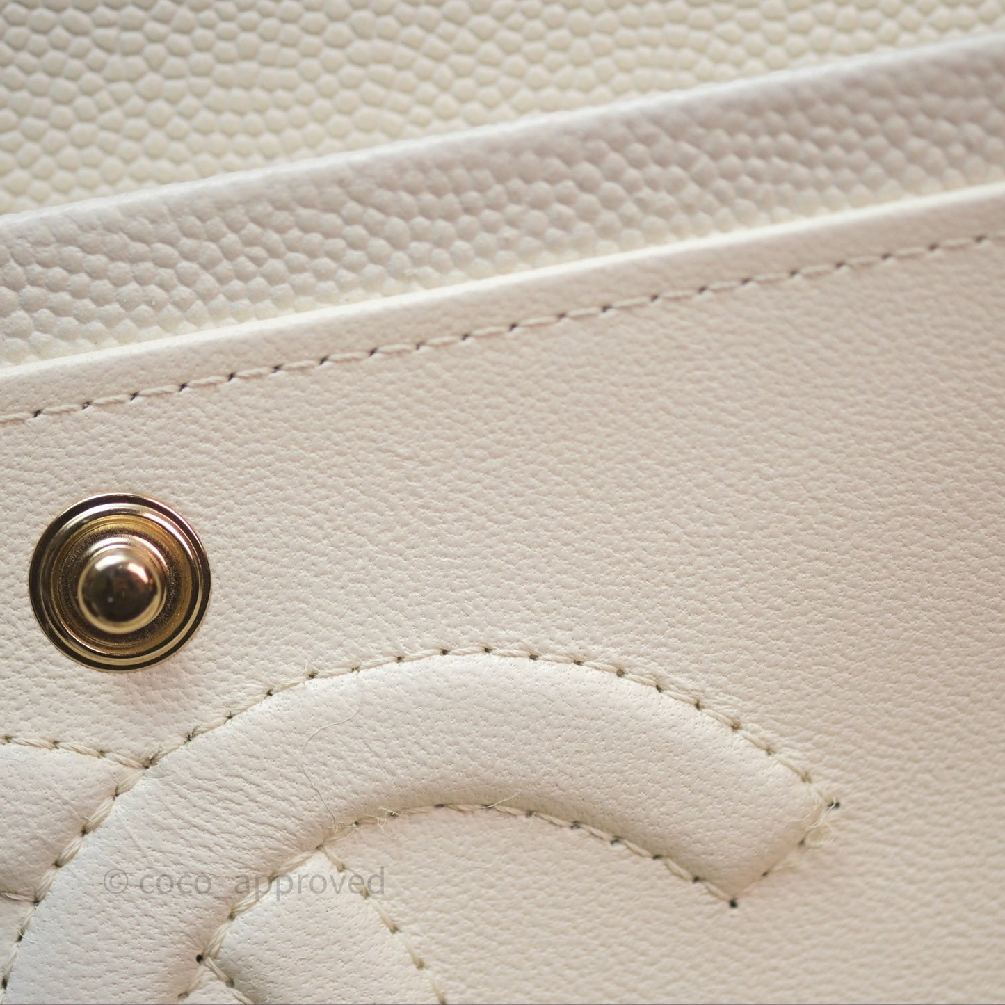 Chanel M/L Medium Classic Flap Quilted White Caviar Gold Hardware