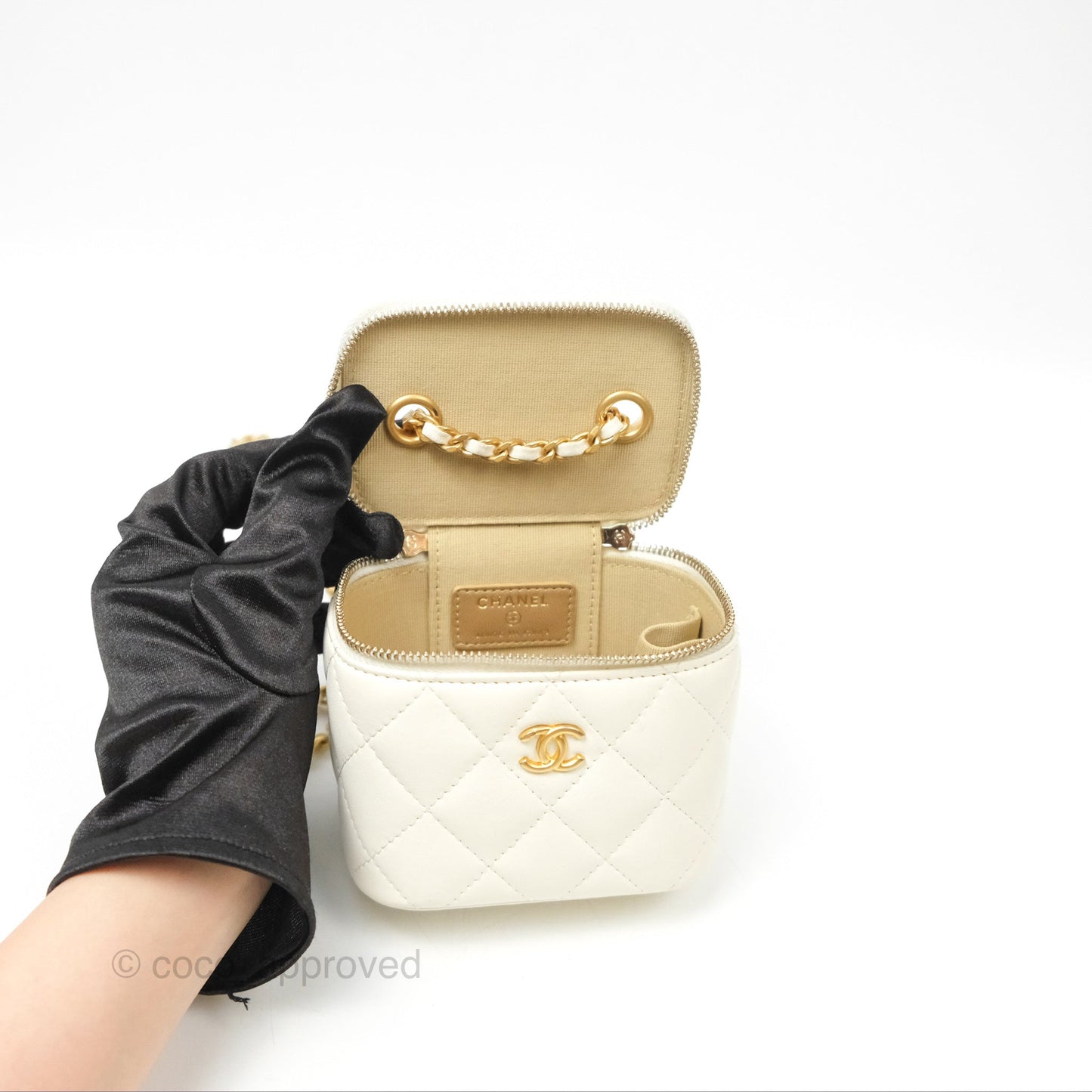Chanel Mini Pearl Crush Vanity With Chain White Lambskin Gold Hardware