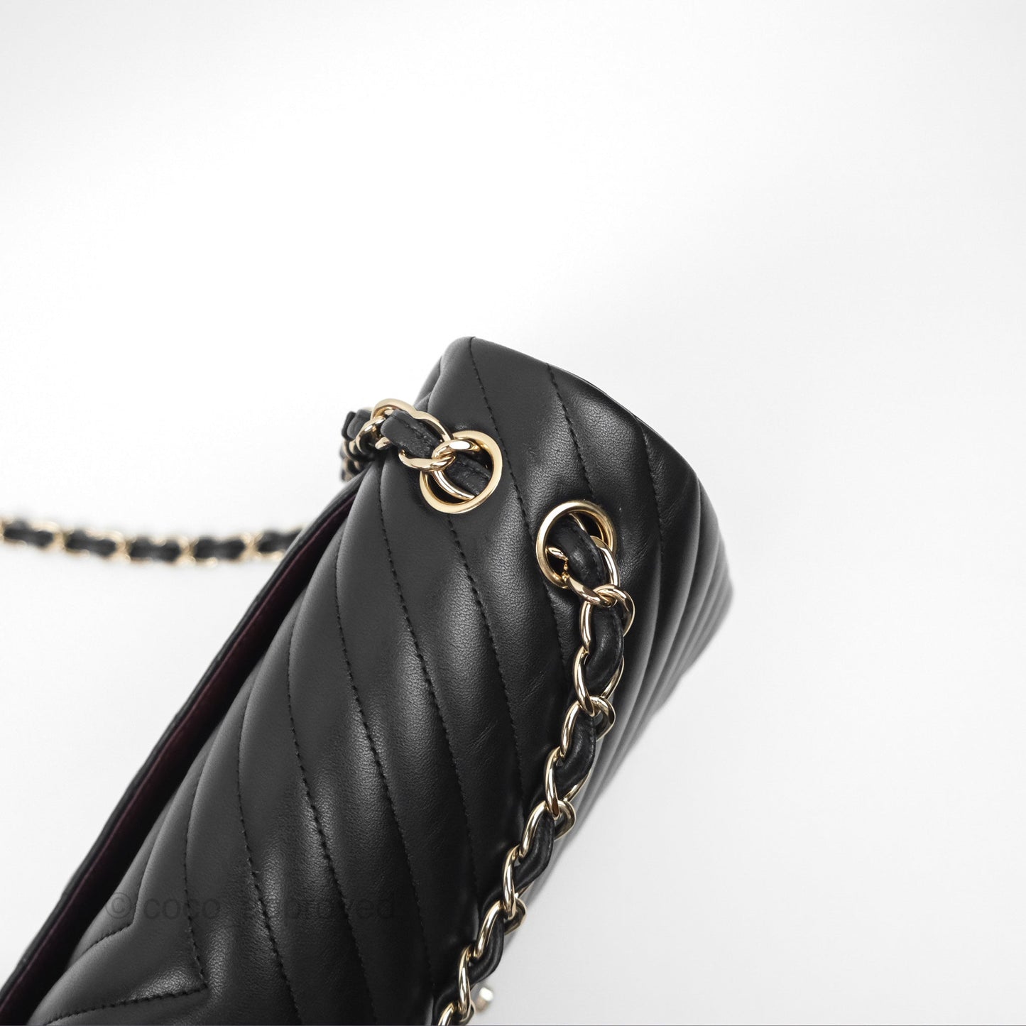 Chanel Chevron Jumbo Double Flap Black Lambskin Gold Hardware⁣⁣