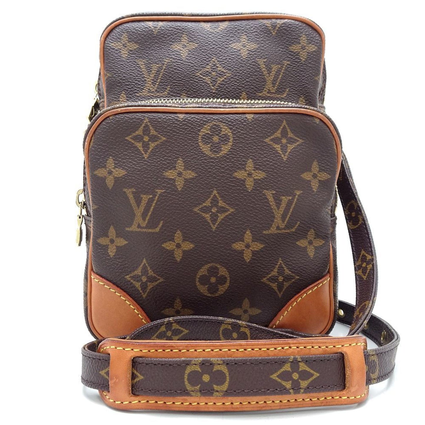 Louis Vuitton Amazone  Canvas Shoulder Bag ()