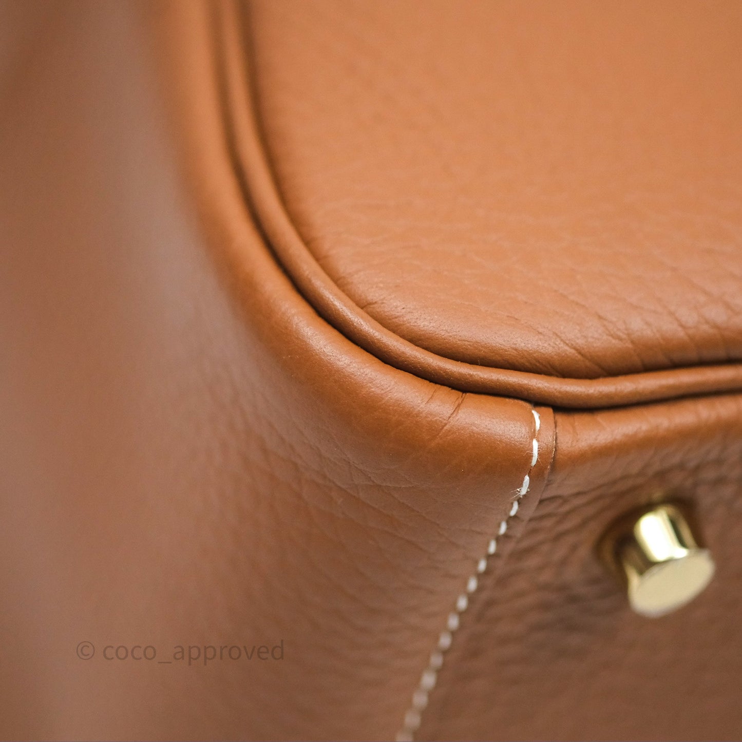 Hermès Lindy 26 Gold 37 Clemence Gold Hardware