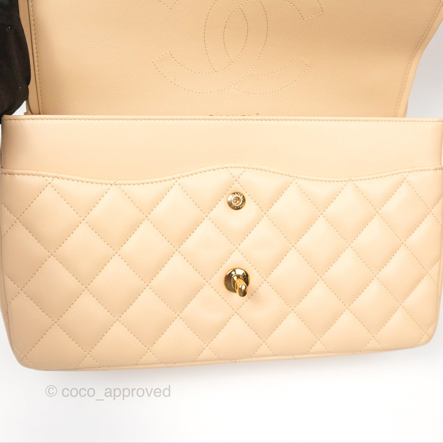 Chanel Jumbo Double Flap Beige Lambskin Gold Hardware⁣⁣