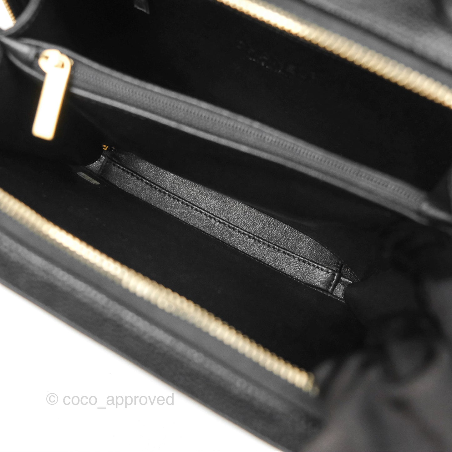 Chanel Quilted Medium CC Filigree Vanity Case Black Caviar Aged Gold Hardware