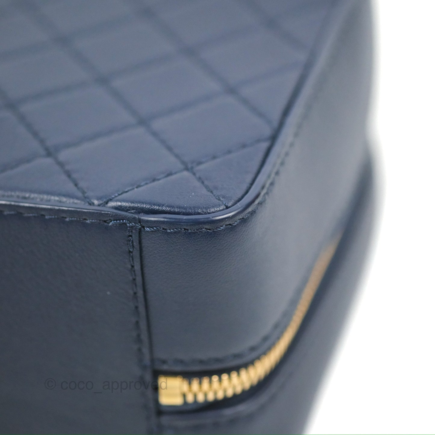 Chanel Quilted Travel Kit Vanity Case Navy Calfskin Gold Hardware