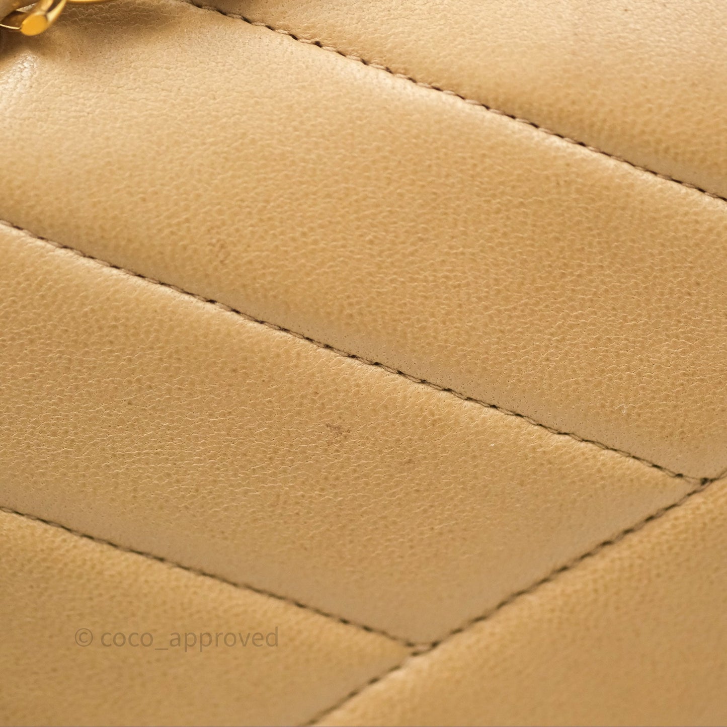 Chanel Vintage Medium Flap Chevron Beige Lambskin 24K Gold Hardware