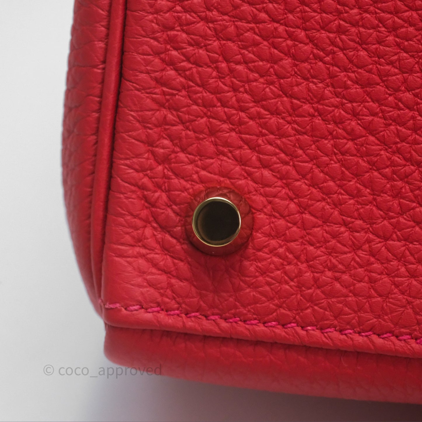 Hermès Kelly 28 Retourne Geranium D5 Togo Gold Hardware