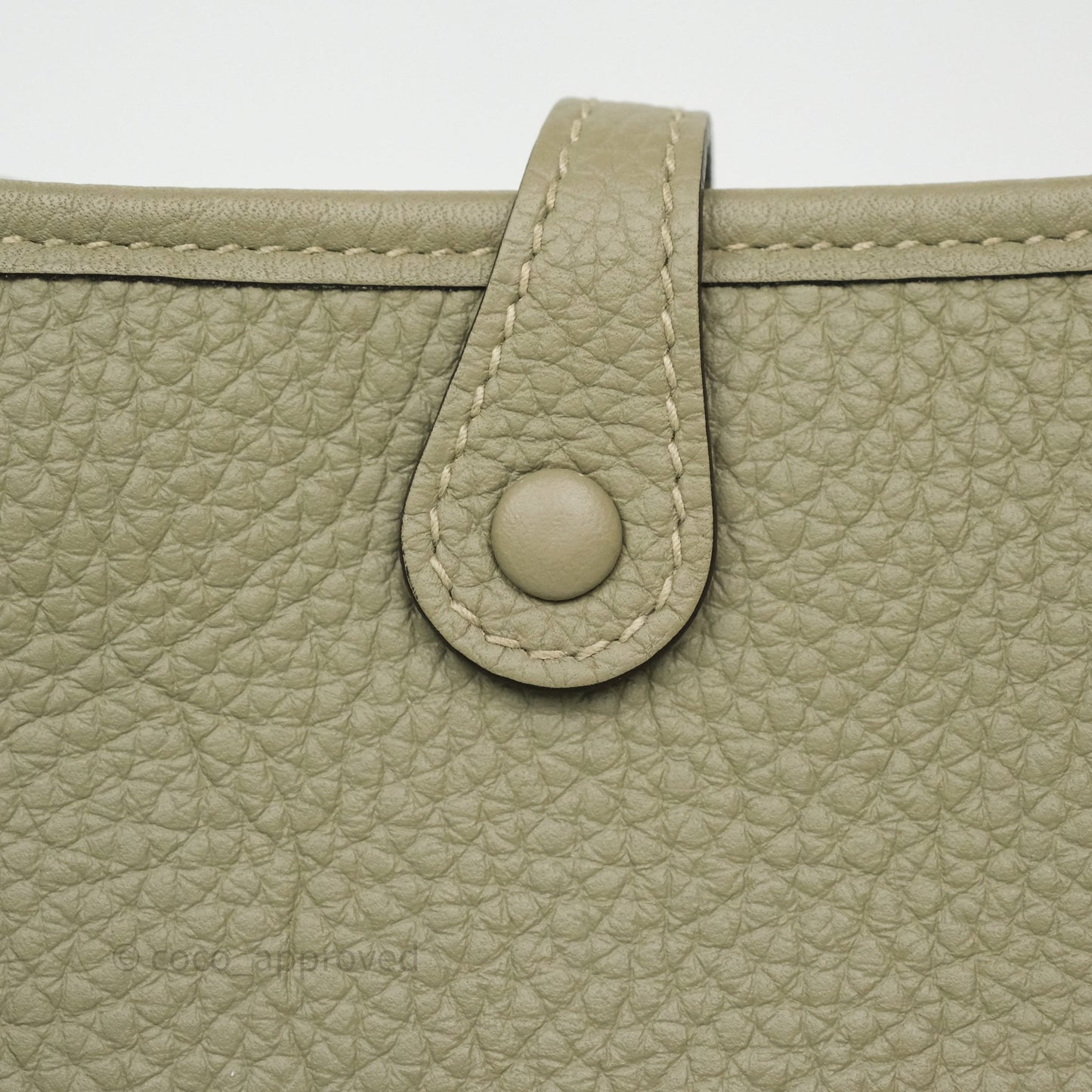 Hermès Mini Evelyne 16 Sauge Q1 Clemence Gold Hardware
