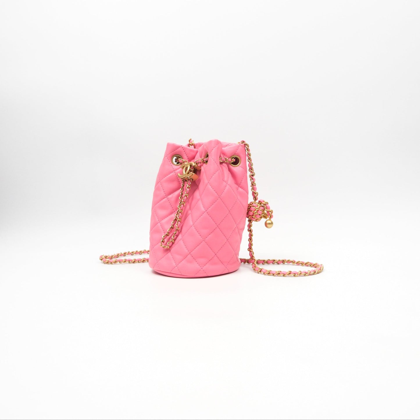 Chanel Pearl Crush Drawstring Bucket Bag Pink Lambskin Aged Gold Hardware