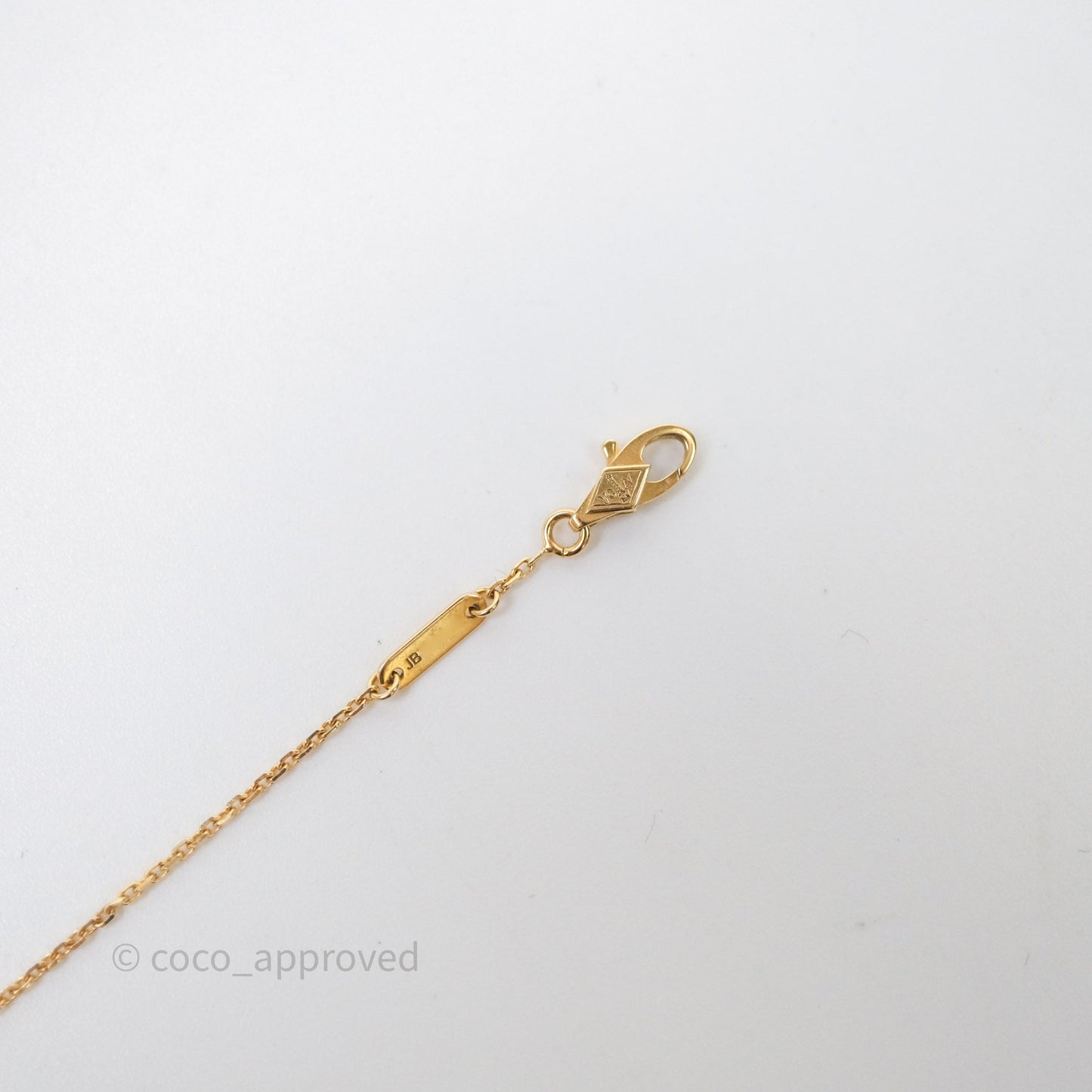 Van Cleef & Arpels Sweet Alhambra Pendant Bracelet White Mother-of-pearl Gold