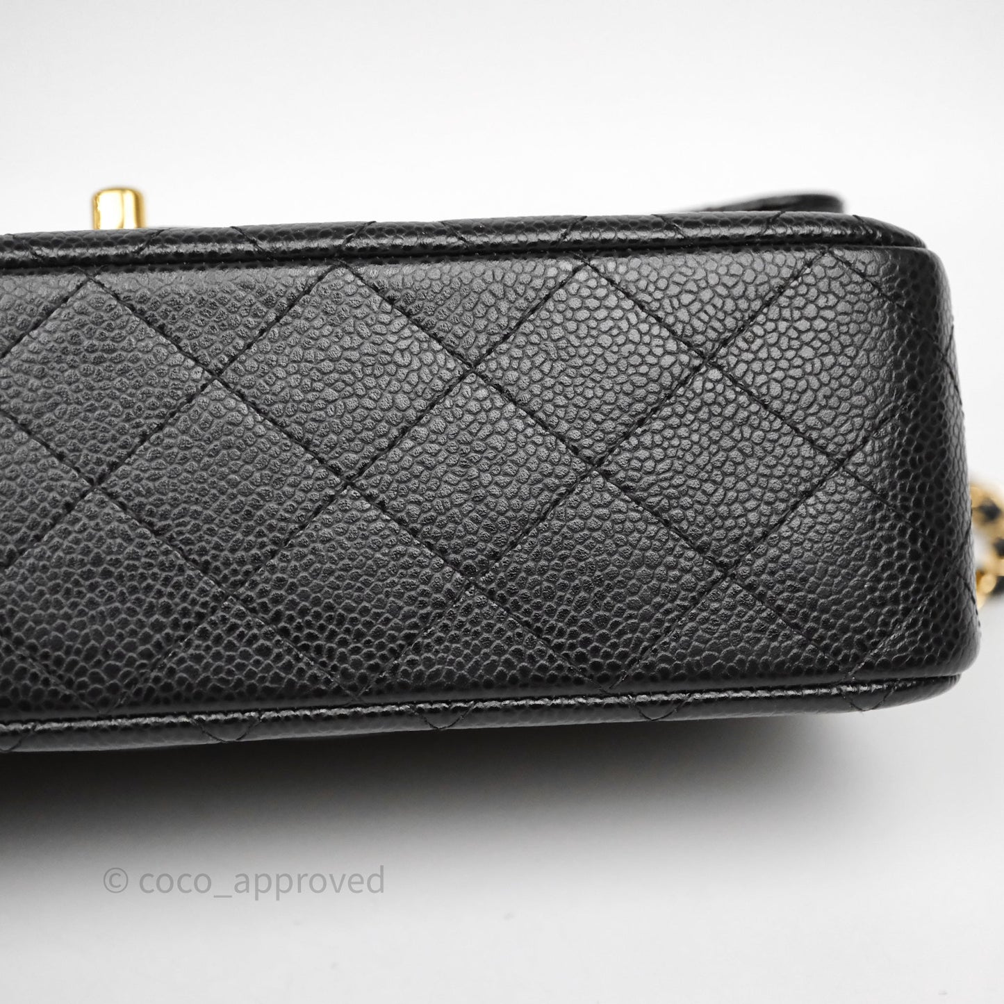 Chanel Classic M/L Medium Flap Quilted Black Caviar Gold Hardware