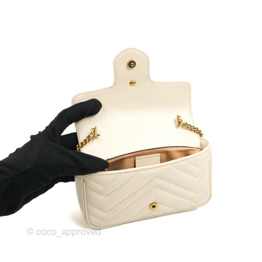 Gucci GG Marmont Matelassé Leather Super Mini Bag Ivory