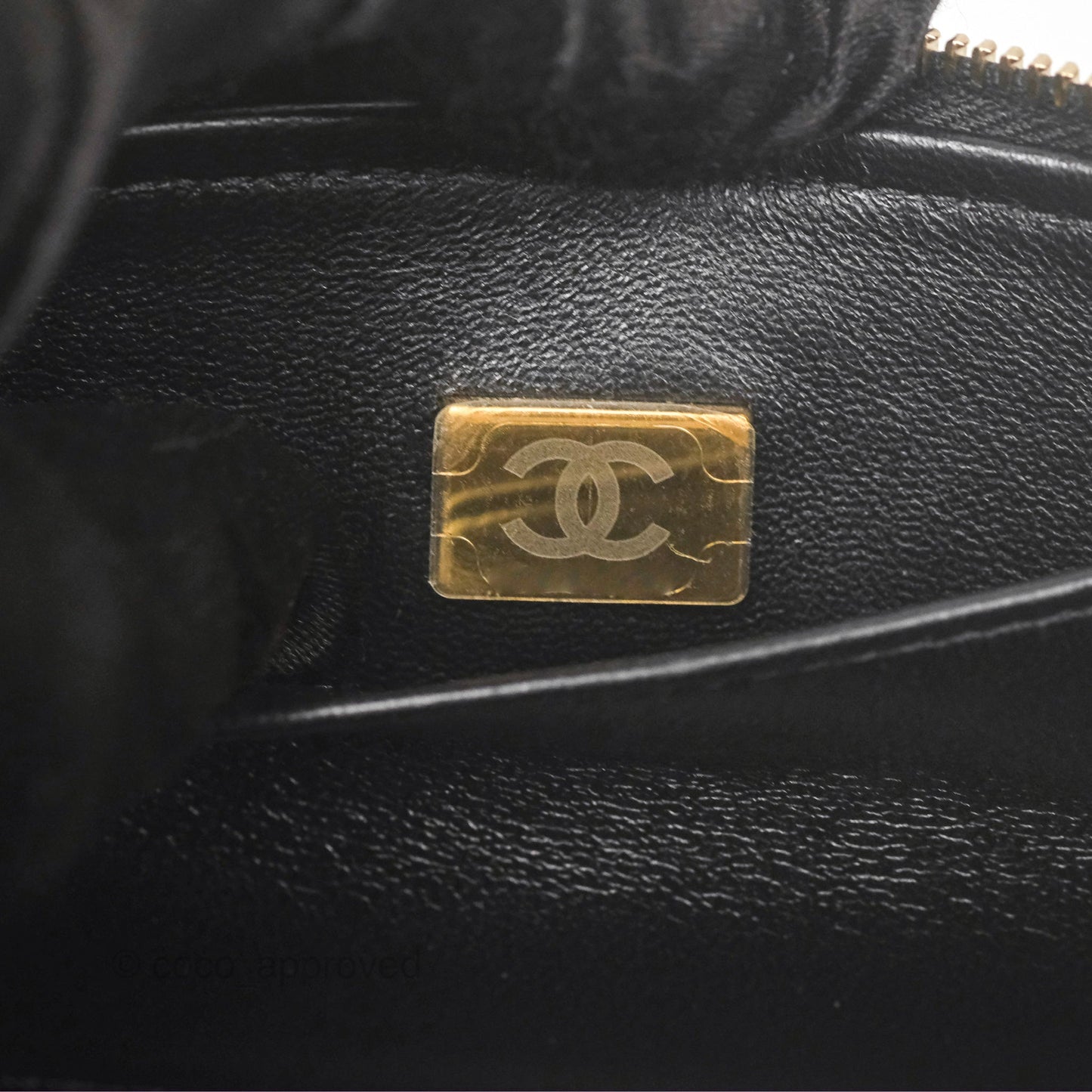 Chanel Quilted Top Handle Vanity Case Black Caviar Gold Hardware