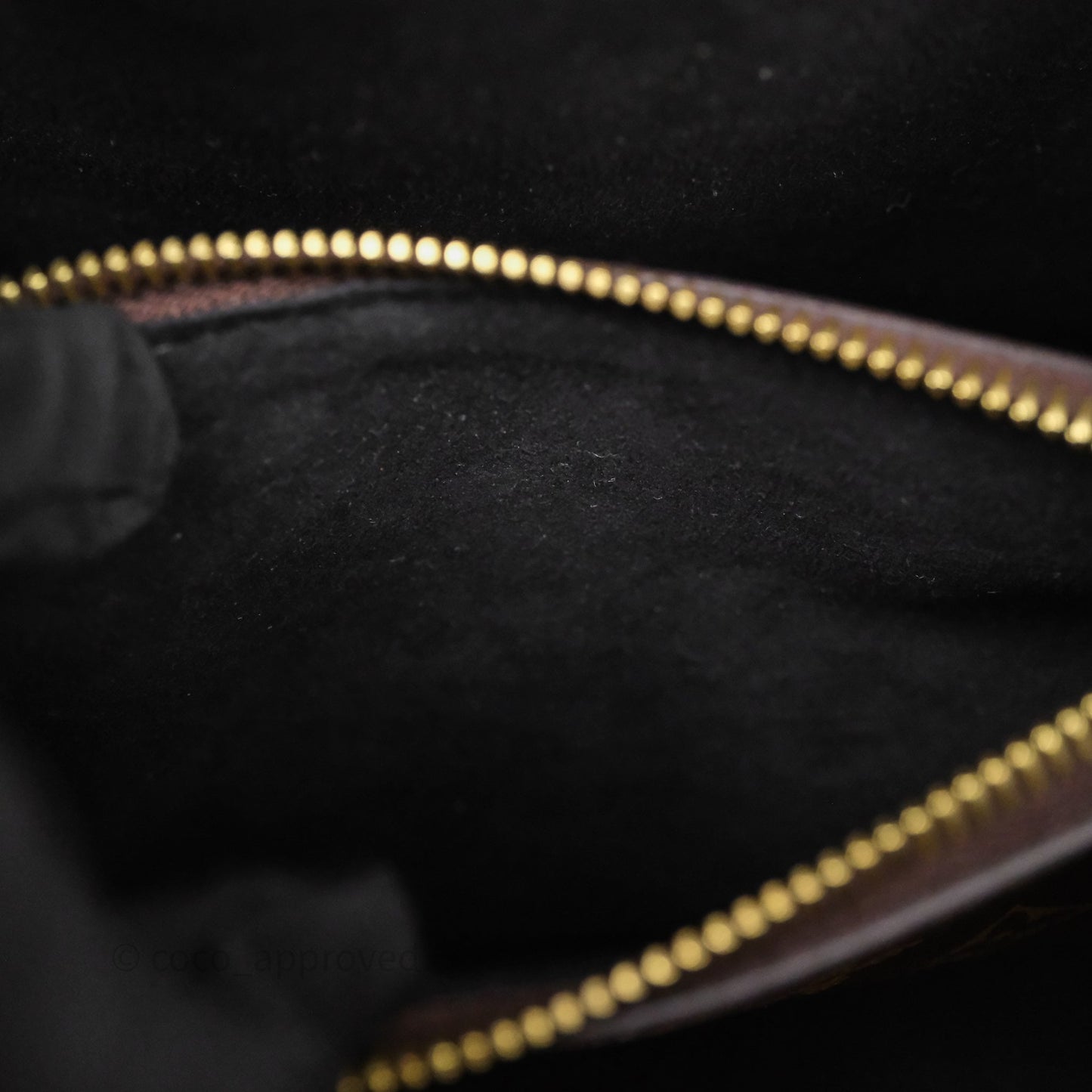 Louis Vuitton NéoNoé MM Black Monogram Canvas