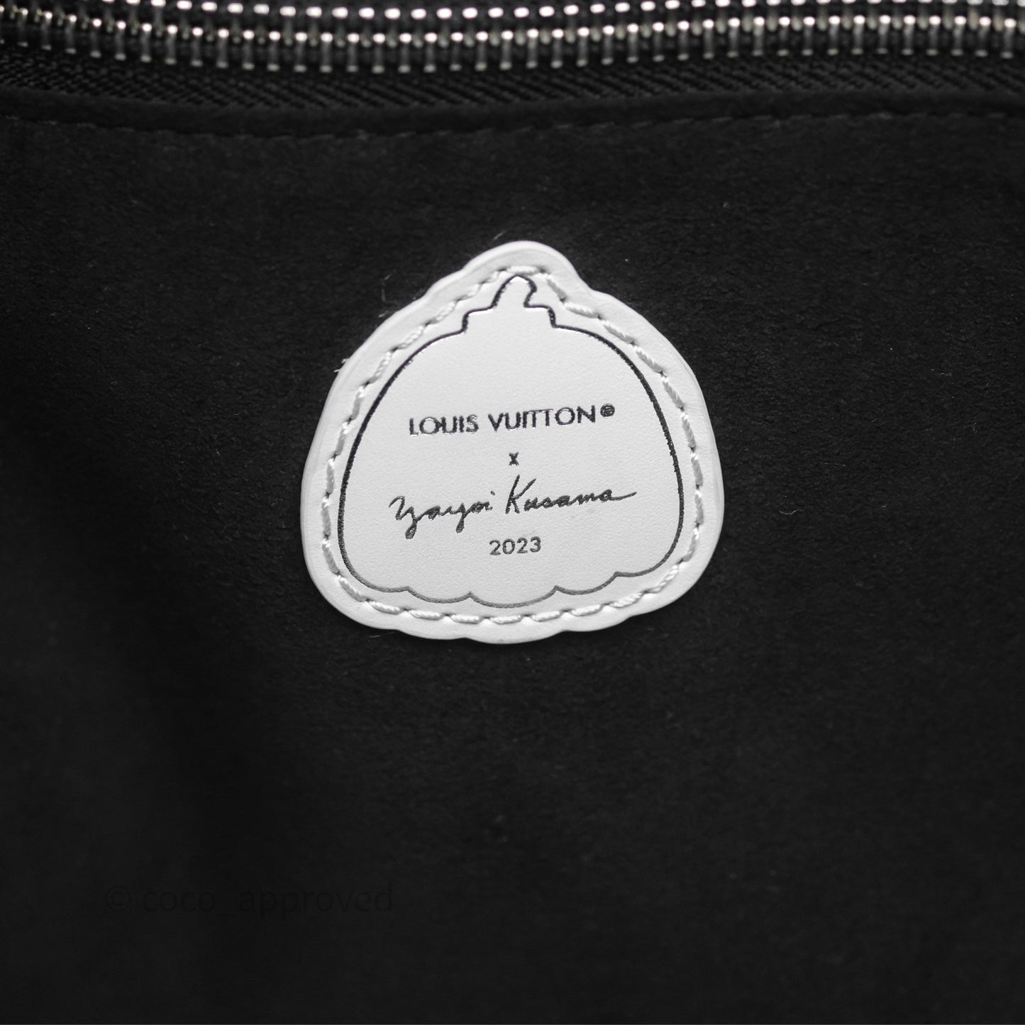 Louis Vuitton x Yayoi Kusama Neverfull MM Black/White