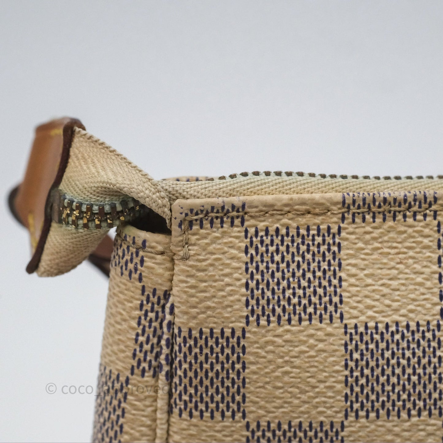 Louis Vuitton Damier Azur Pochette
