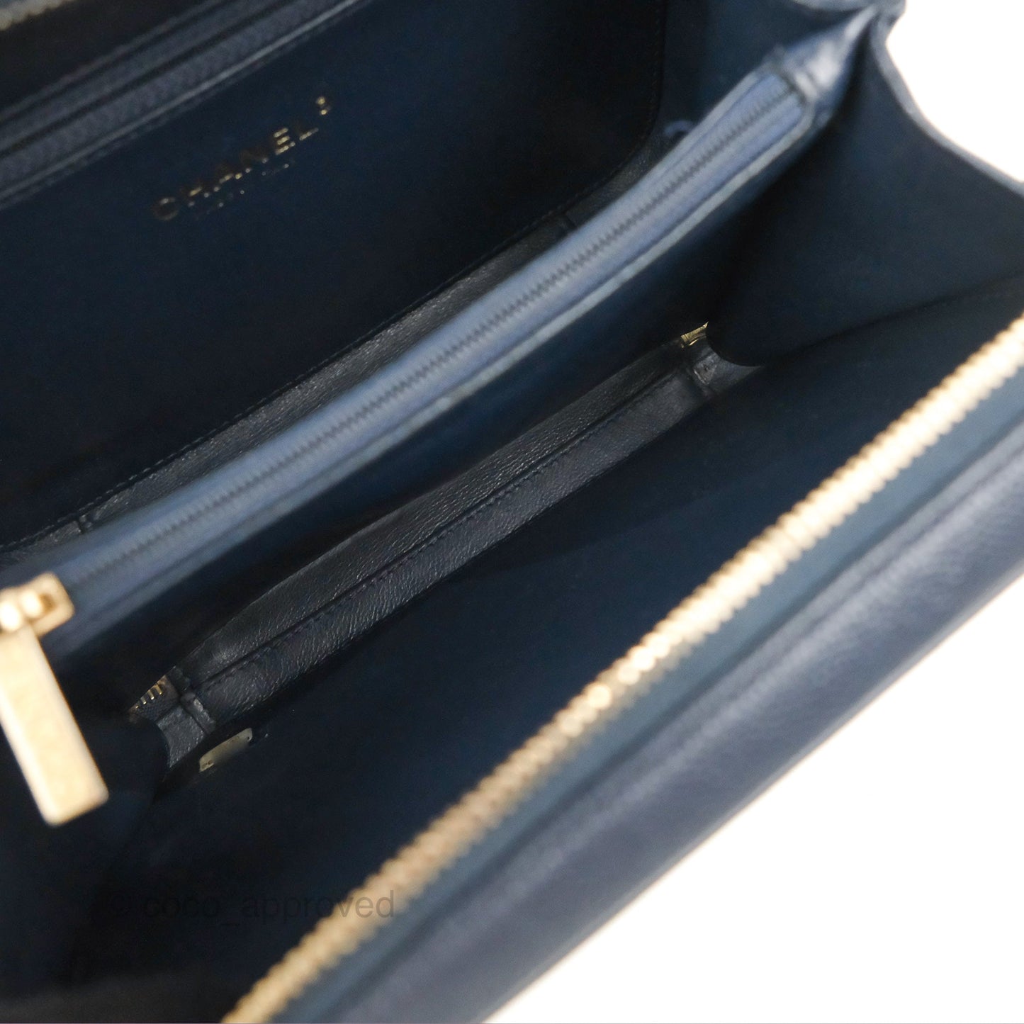 Chanel Quilted Medium CC Filigree Vanity Case Dark Navy Caviar Gold Hardware