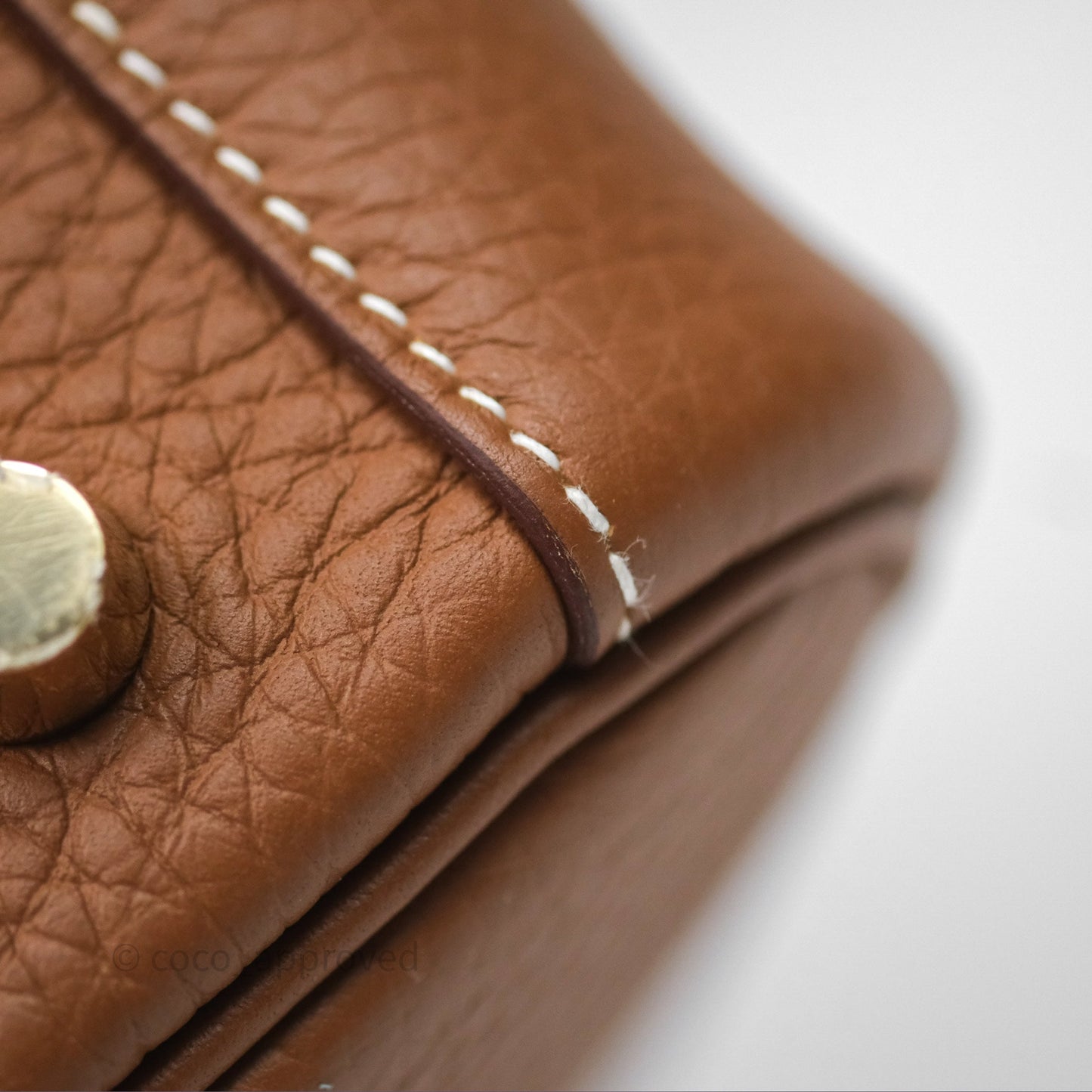 Hermès Lindy 26 Gold 37 Clemence Gold Hardware