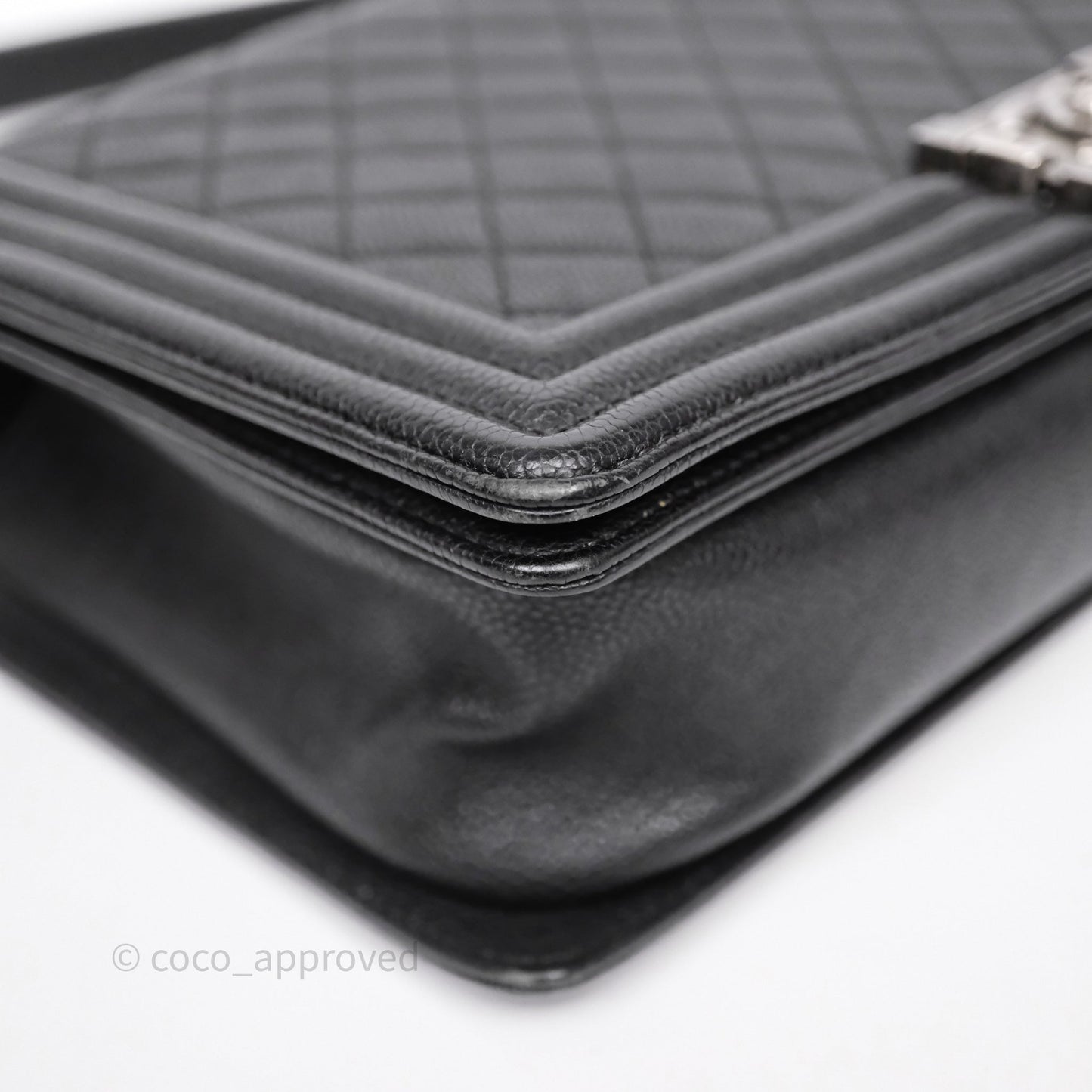 Chanel Quilted New Medium Boy Black Caviar Ruthenium Hardware