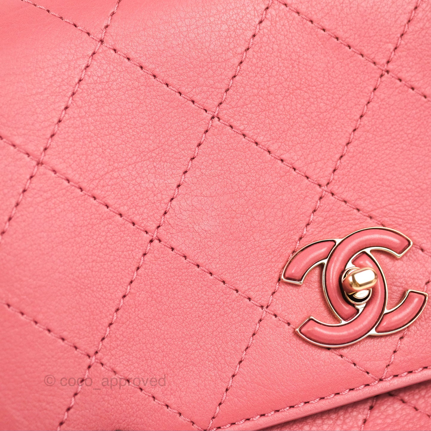 Chanel Small Flat Quilt Round Flap Bag Pink Calfskin Gold Hardware
