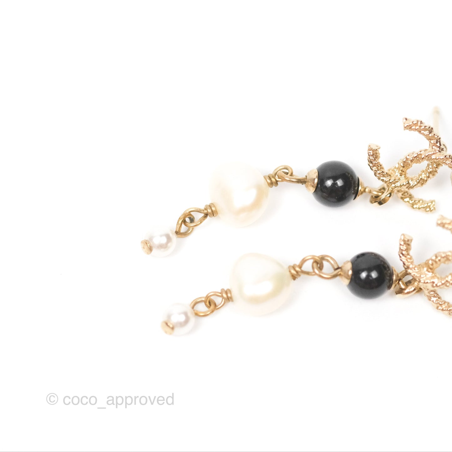 Chanel CC Bead Pearl Long Drop Earrings Gold Tone 20V