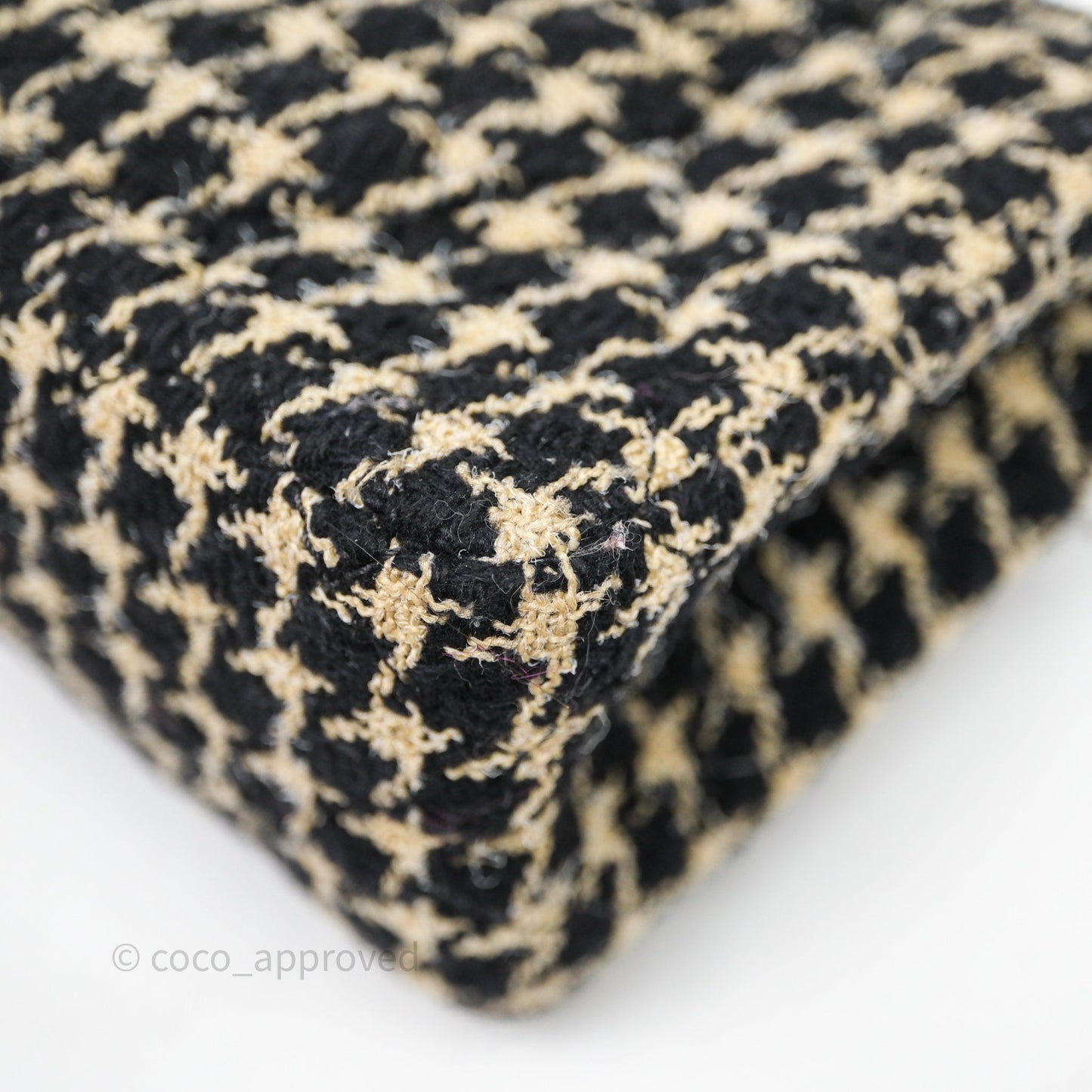 Chanel Reissue 225 Flap Houndstooth Beige Black Fabric Antique Gold Hardware