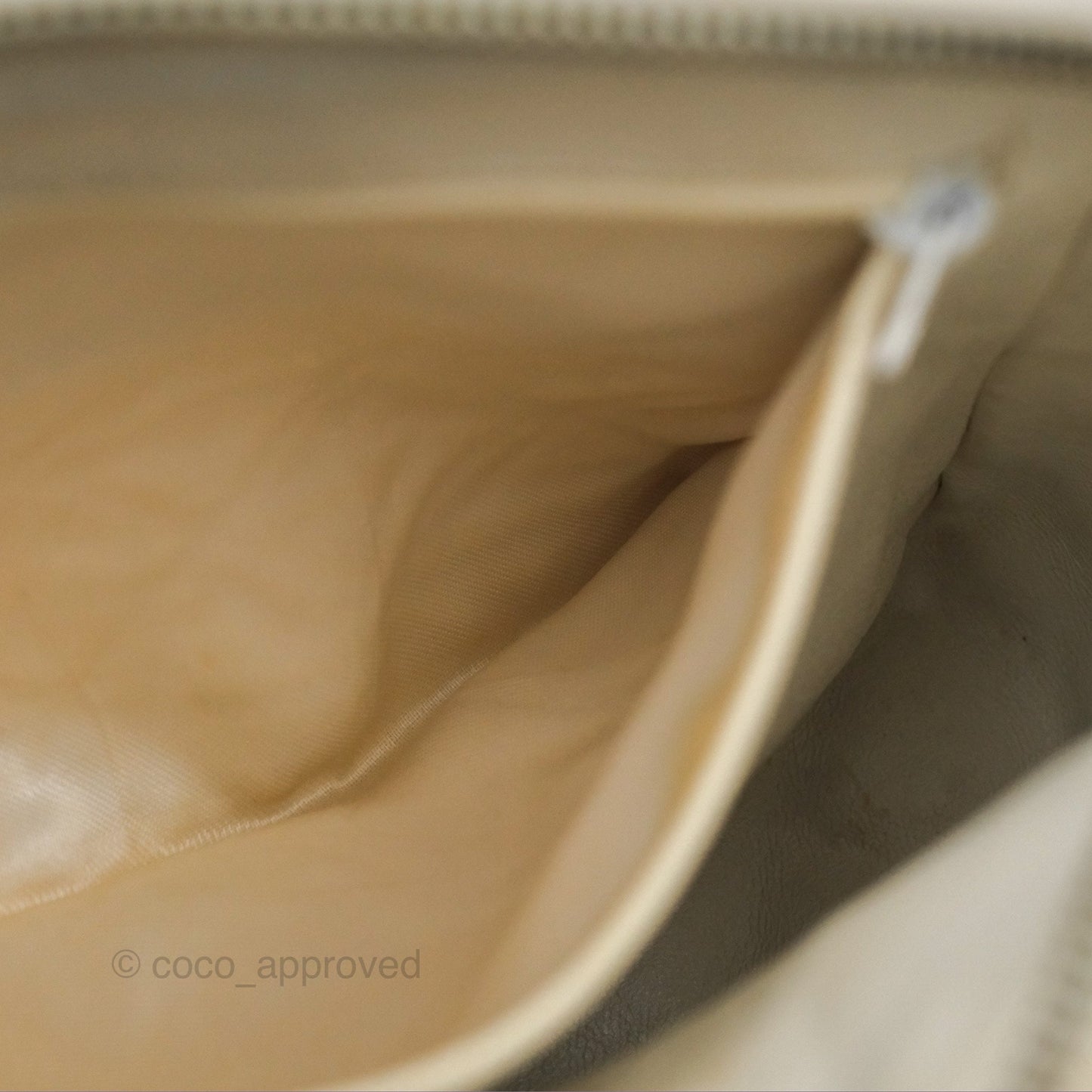 Chanel Vintage Small Camera Bag White Lambskin Gold Hardware