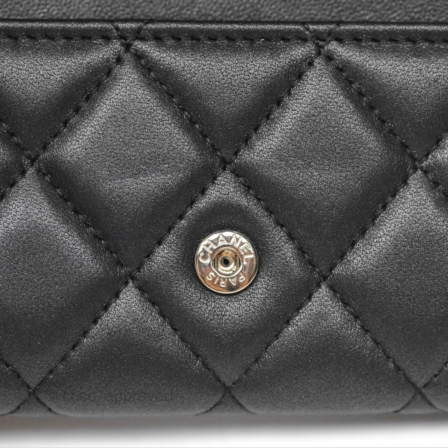 Chanel Classic Flap Card Holder Quilted Iridescent So Black