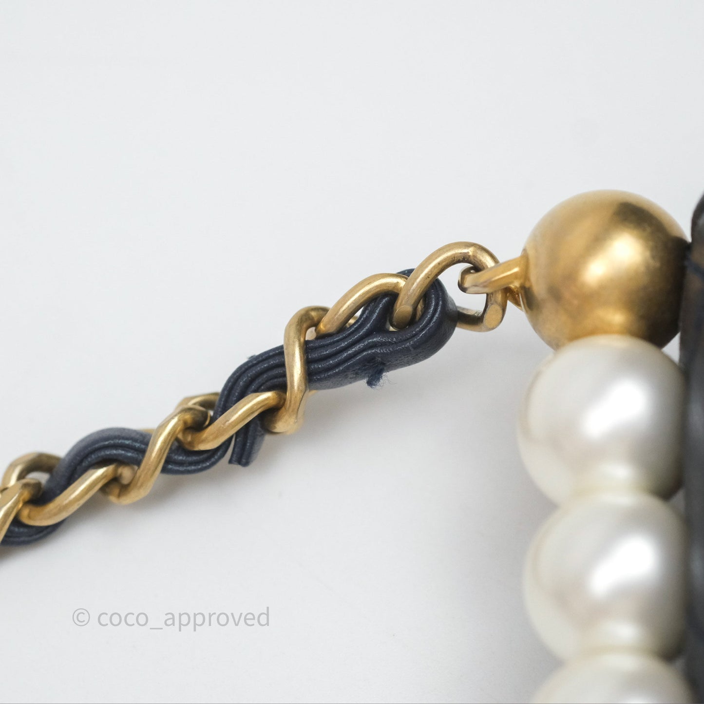 Chanel Quilted Chic Pearls Flap Iridescent Navy Goatskin Aged Gold Hardware