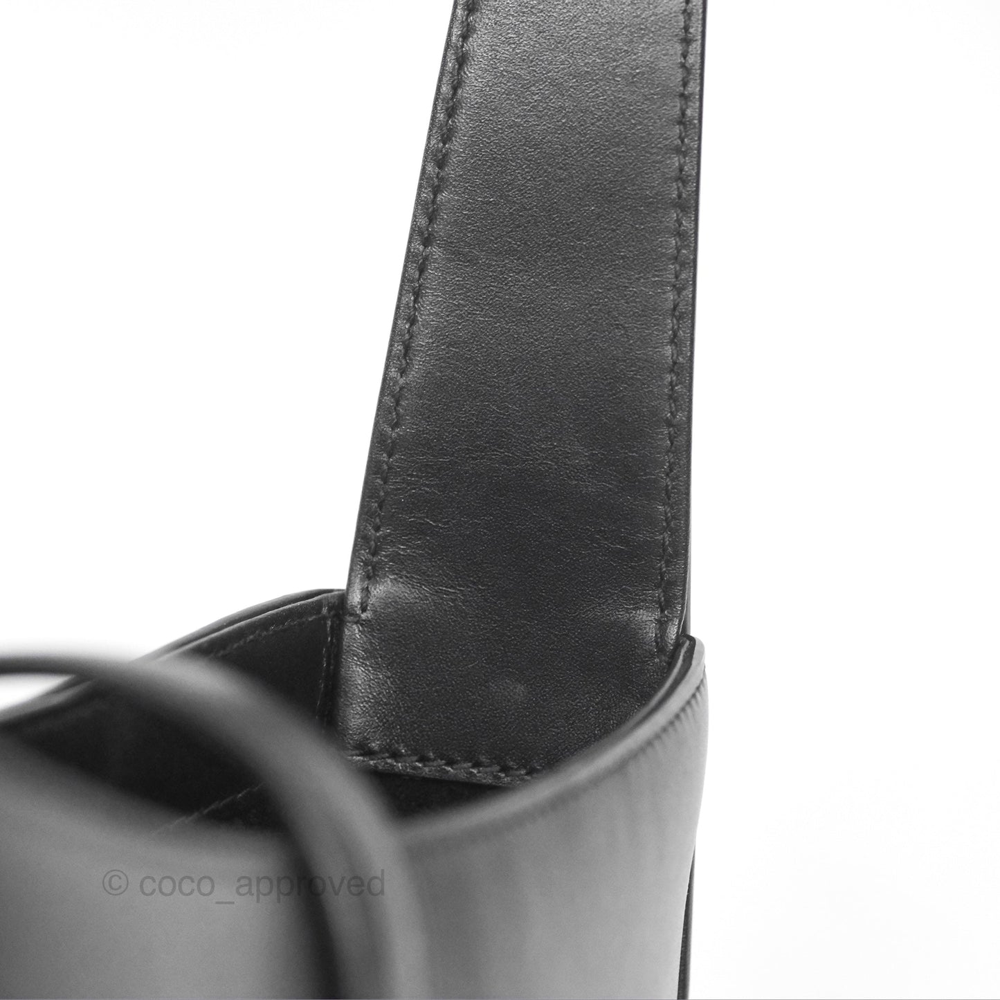 Saint Laurent ‘Le 5 a 7’ Hobo Bag Black Smooth Calfskin