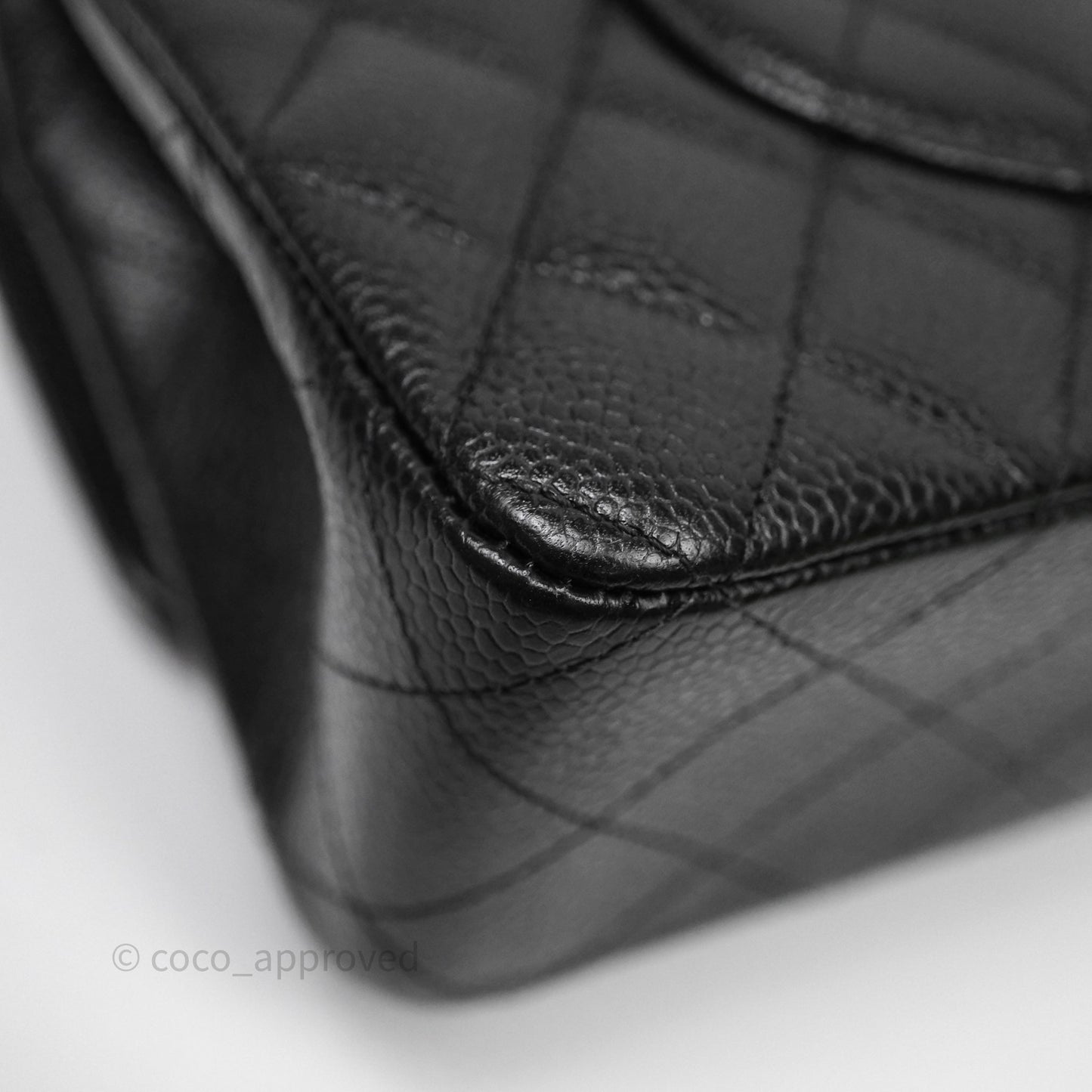 Chanel Classic M/L Medium Flap Quilted Black Caviar Gold Hardware