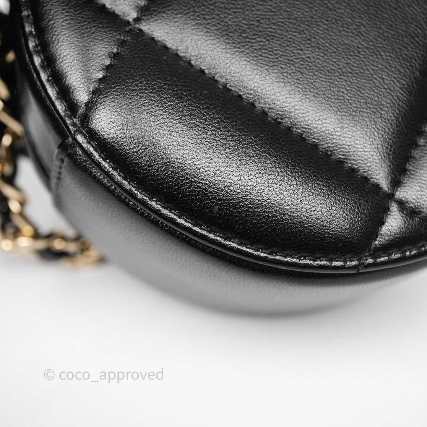 Chanel 19 Round Clutch With Chain Black Mixed Hardware