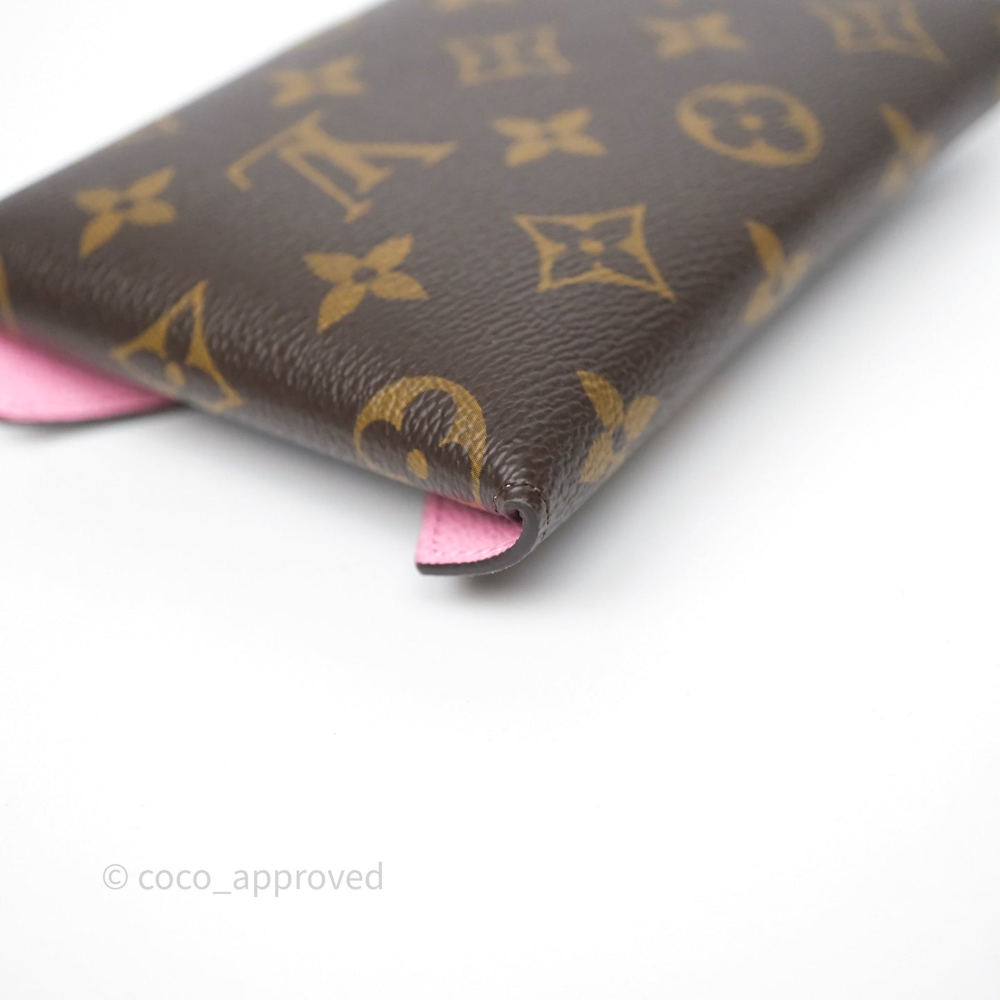 Louis Vuitton 2023 Christmas Animation Kirigami Pochette 3-in-1 Monogram Canvas
