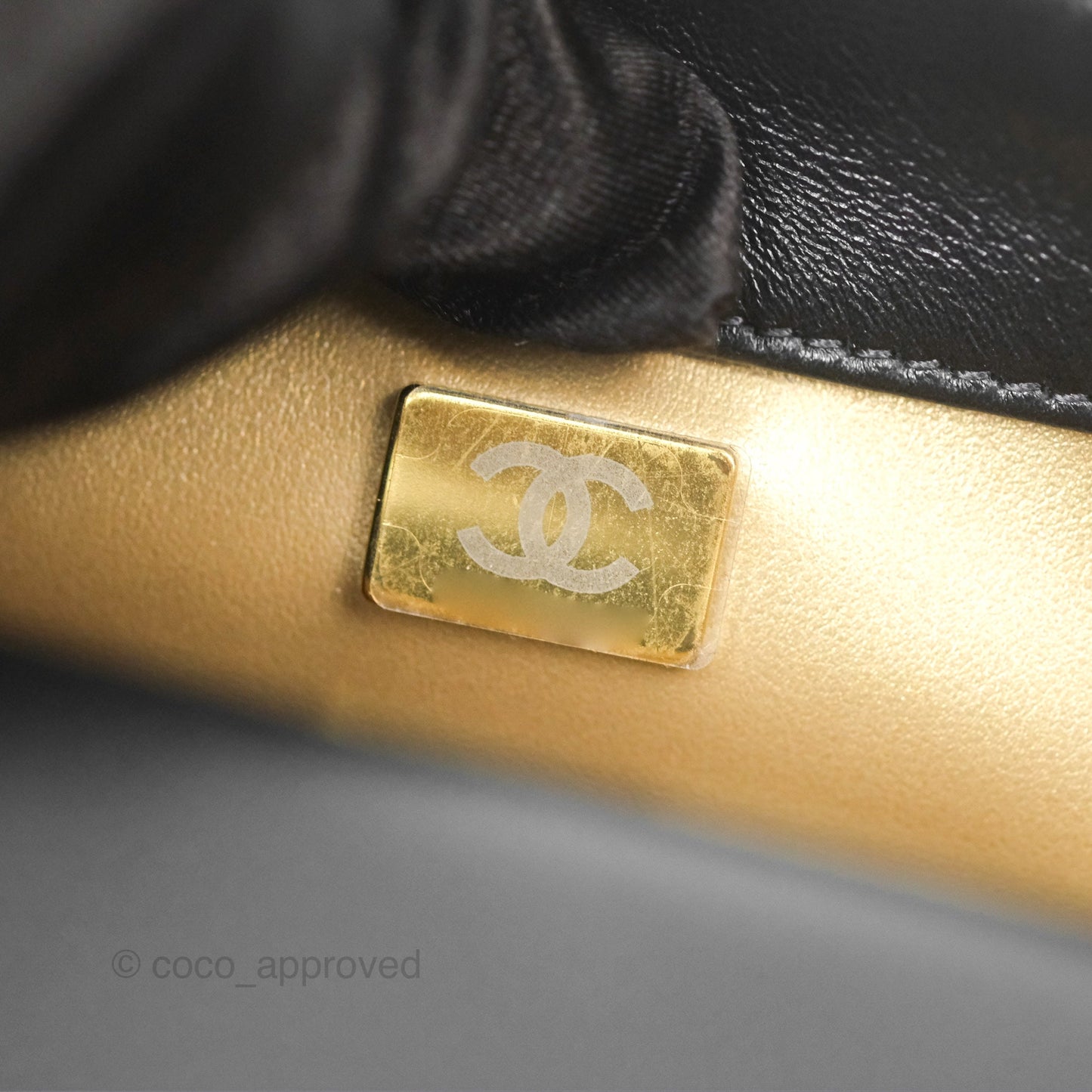 Chanel CC Chain Shoulder Bag Black Shiny Aged Calfskin