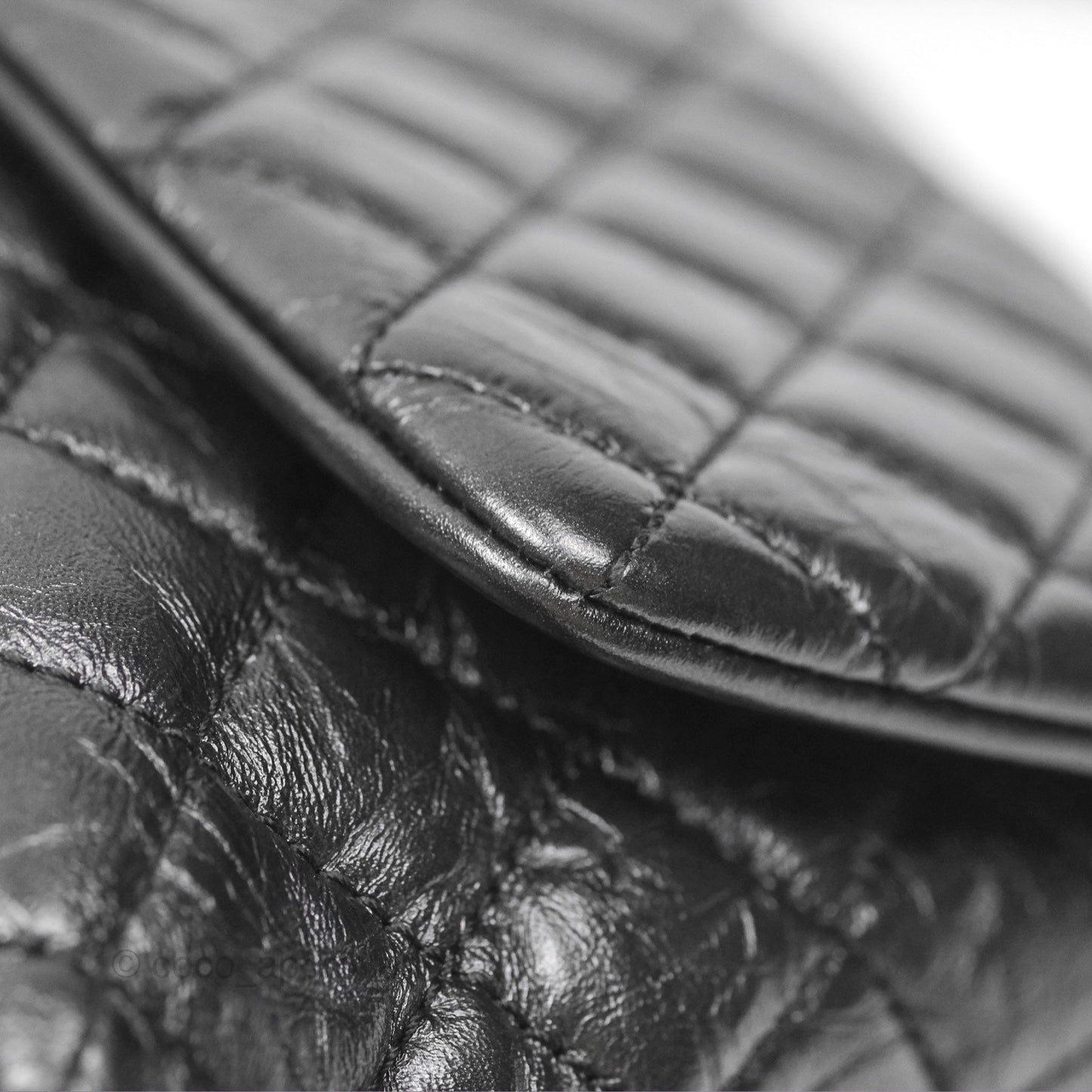 Chanel Medium Coco Handle Quilted Aged Calfskin Iridescent Dark Grey So Black Hardware