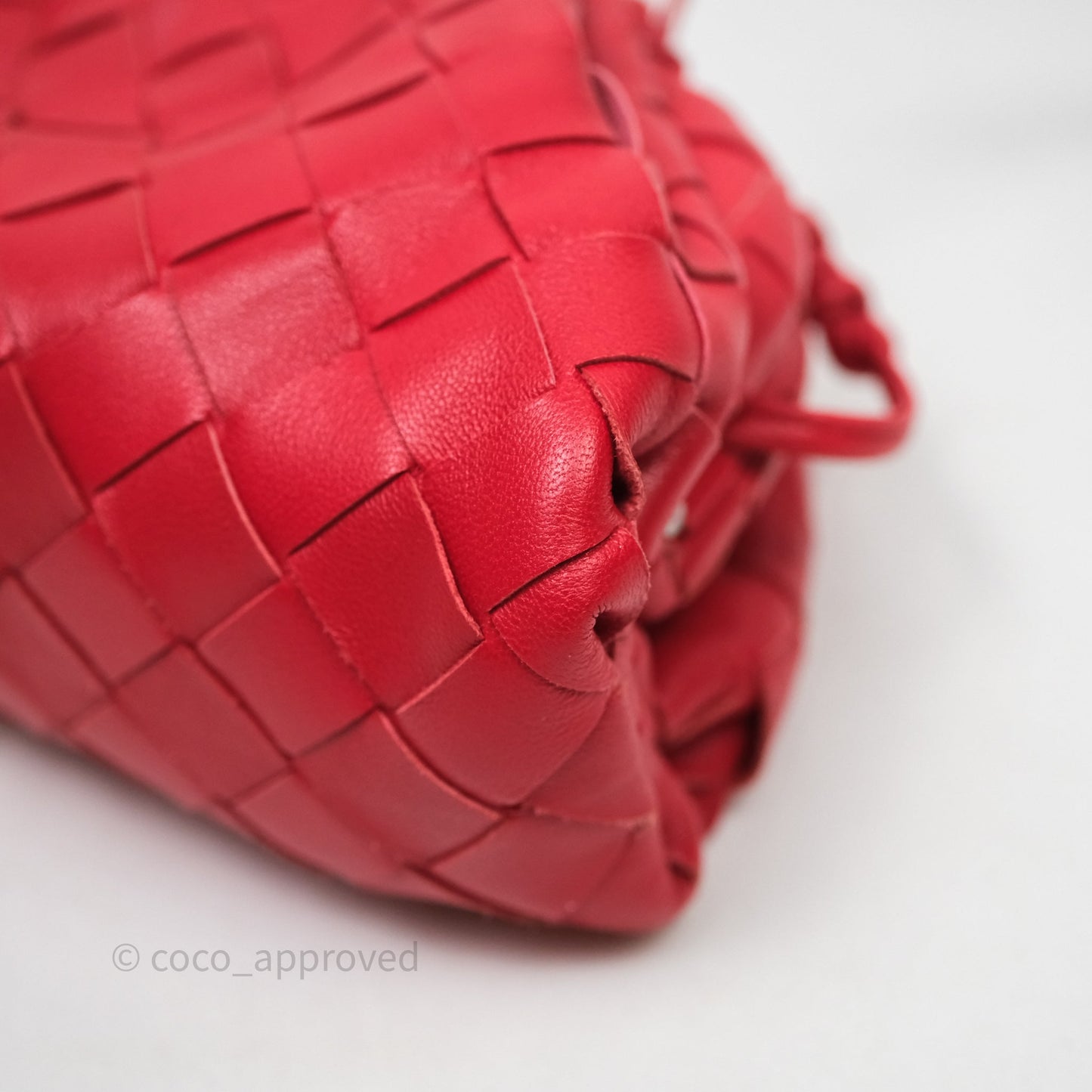 Bottega Veneta Mini Pouch Red Intrecciato Lambskin