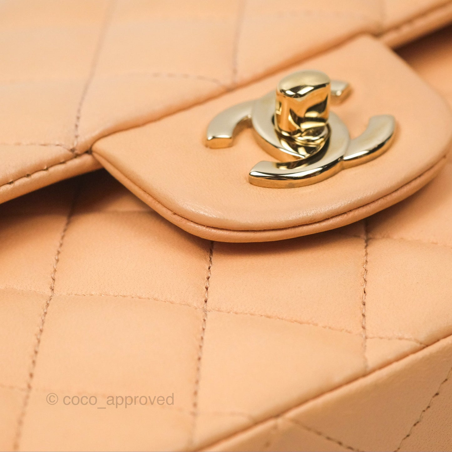 Chanel Classic M/L Medium Flap Quilted Beige Pink Lambskin Gold Hardware