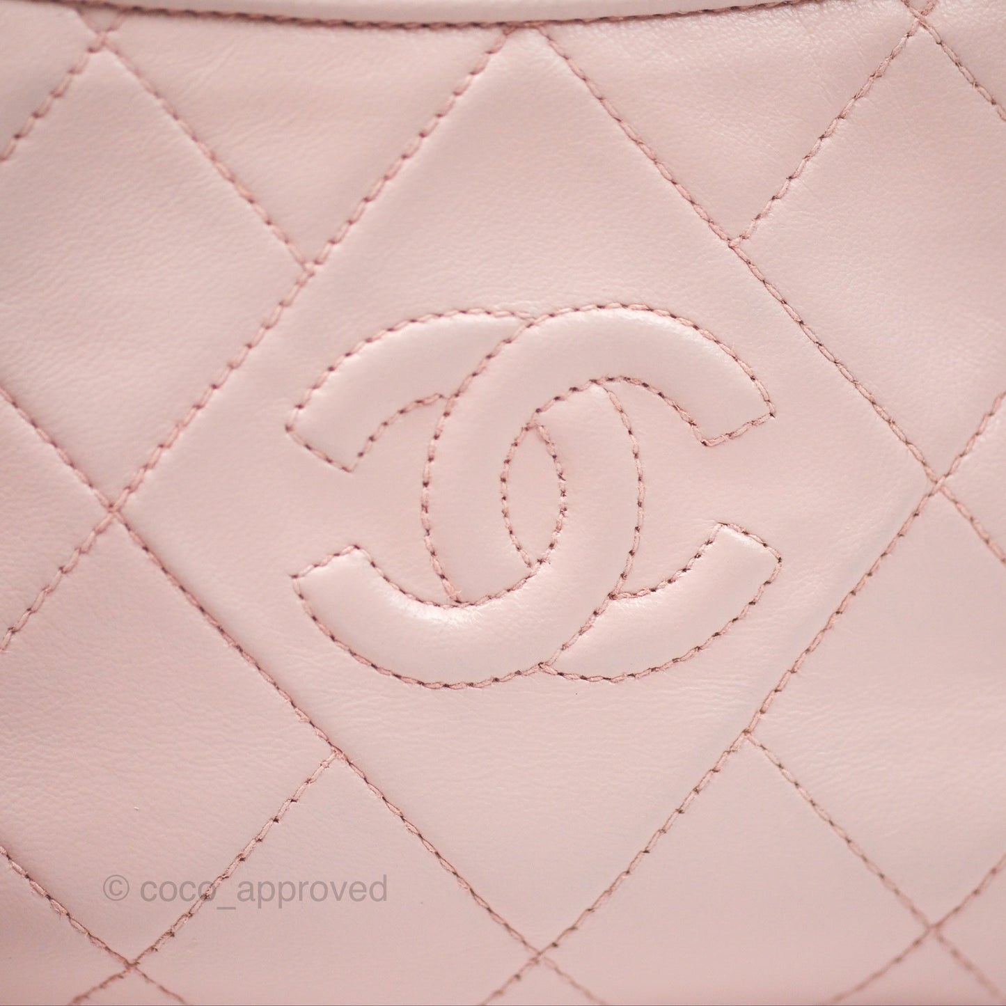Chanel Vintage Camera Bag Pink Lambskin Gold Hardware