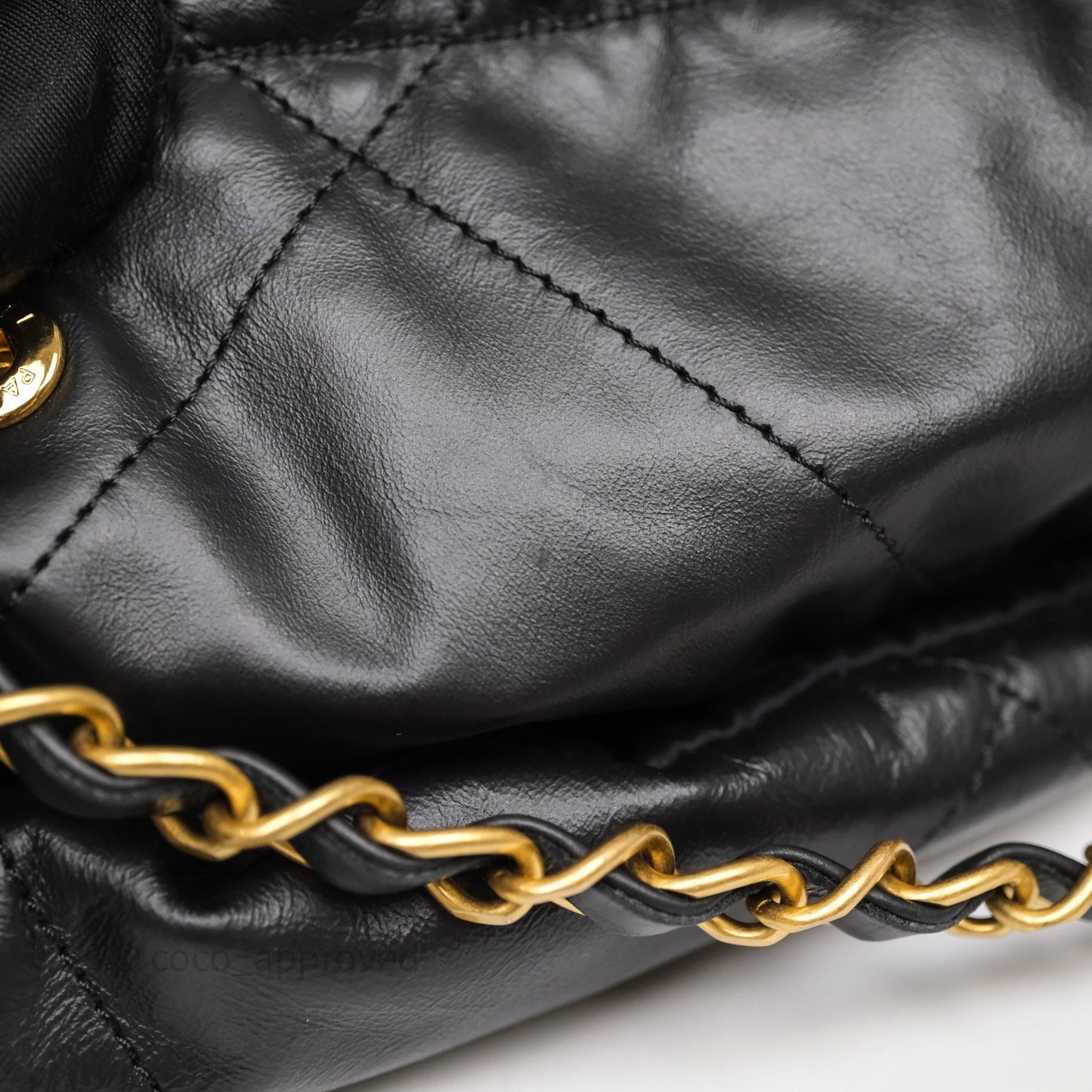 Chanel 22 Medium Black Crumpled Calfskin Aged Gold Hardware