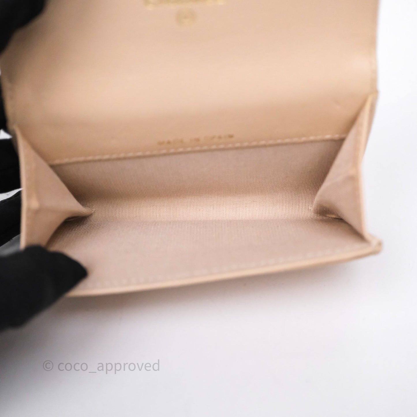 Chanel Pearl CC Flap Card Holder Beige Caviar Gold Hardware