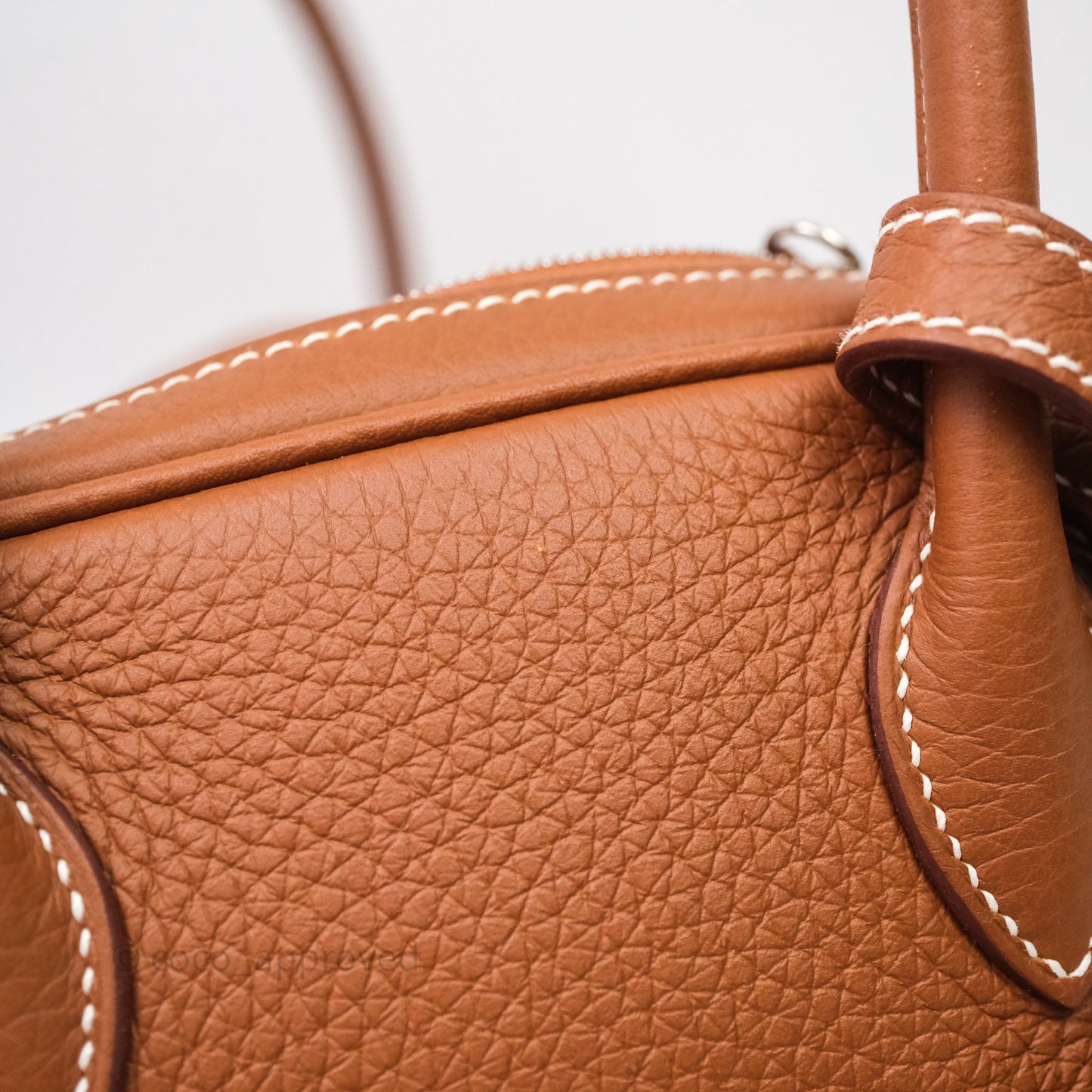 Hermès Lindy 26 Gold Clemence Palladium Hardware