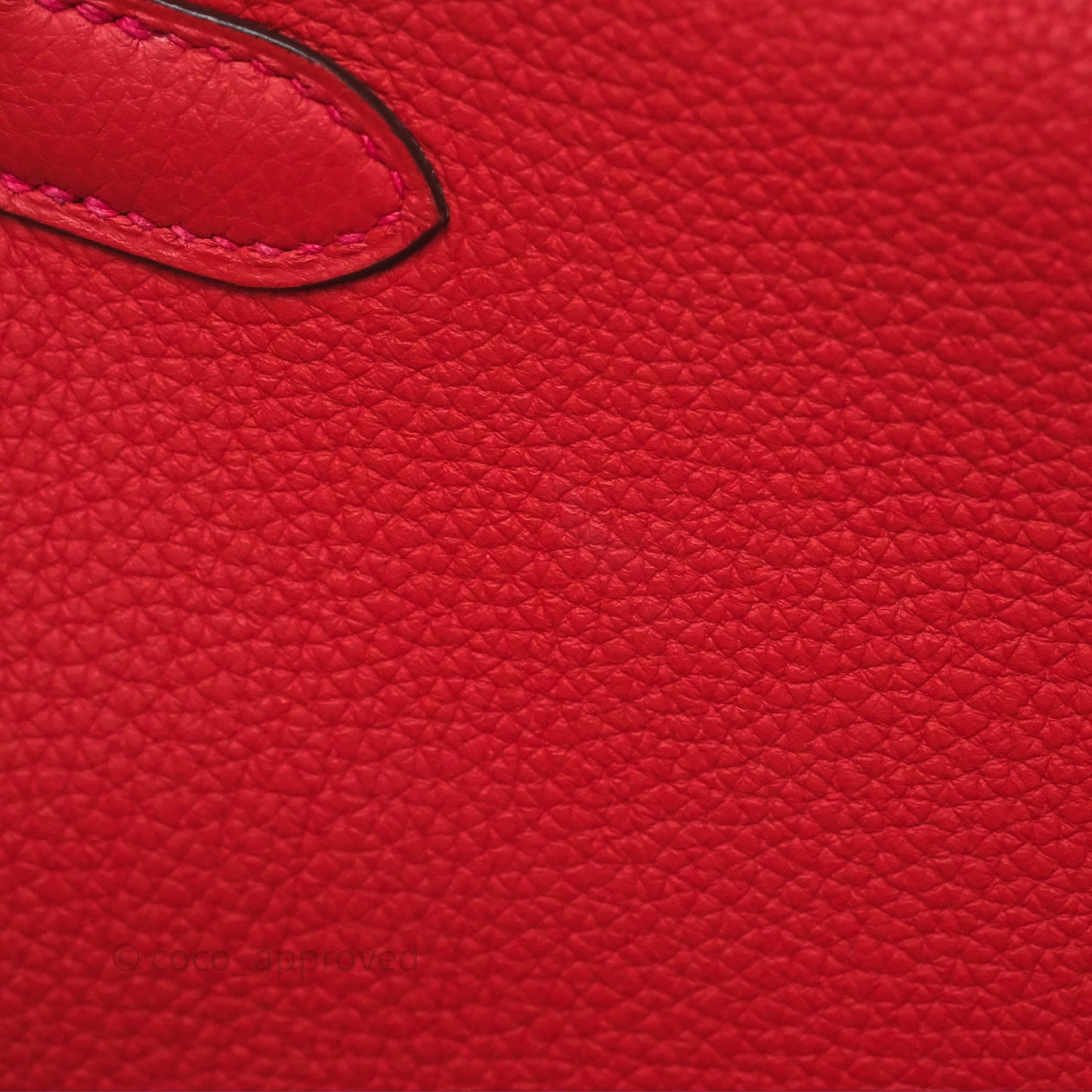 Hermès Kelly 28 Retourne Geranium D5 Togo Gold Hardware