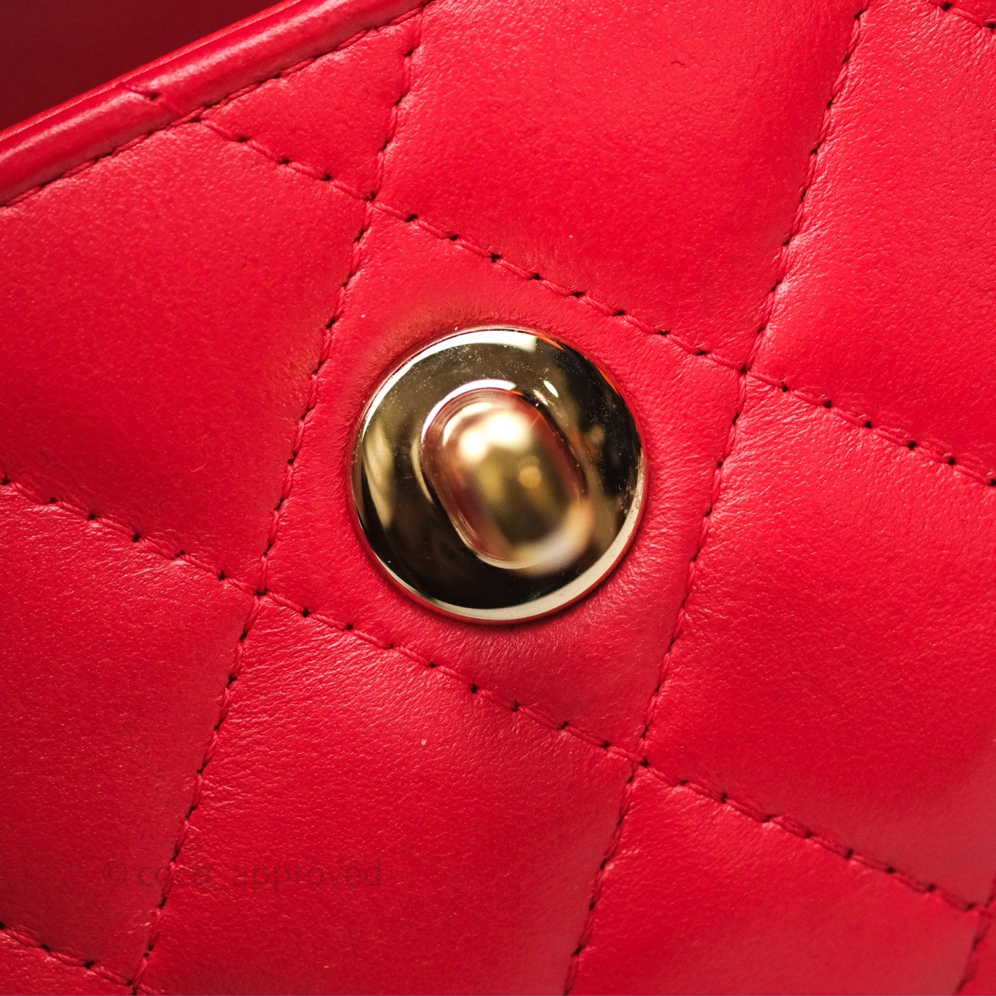 Chanel Mini Quilted Trendy CC Clutch With Chain Red Lambskin Gold Hardware